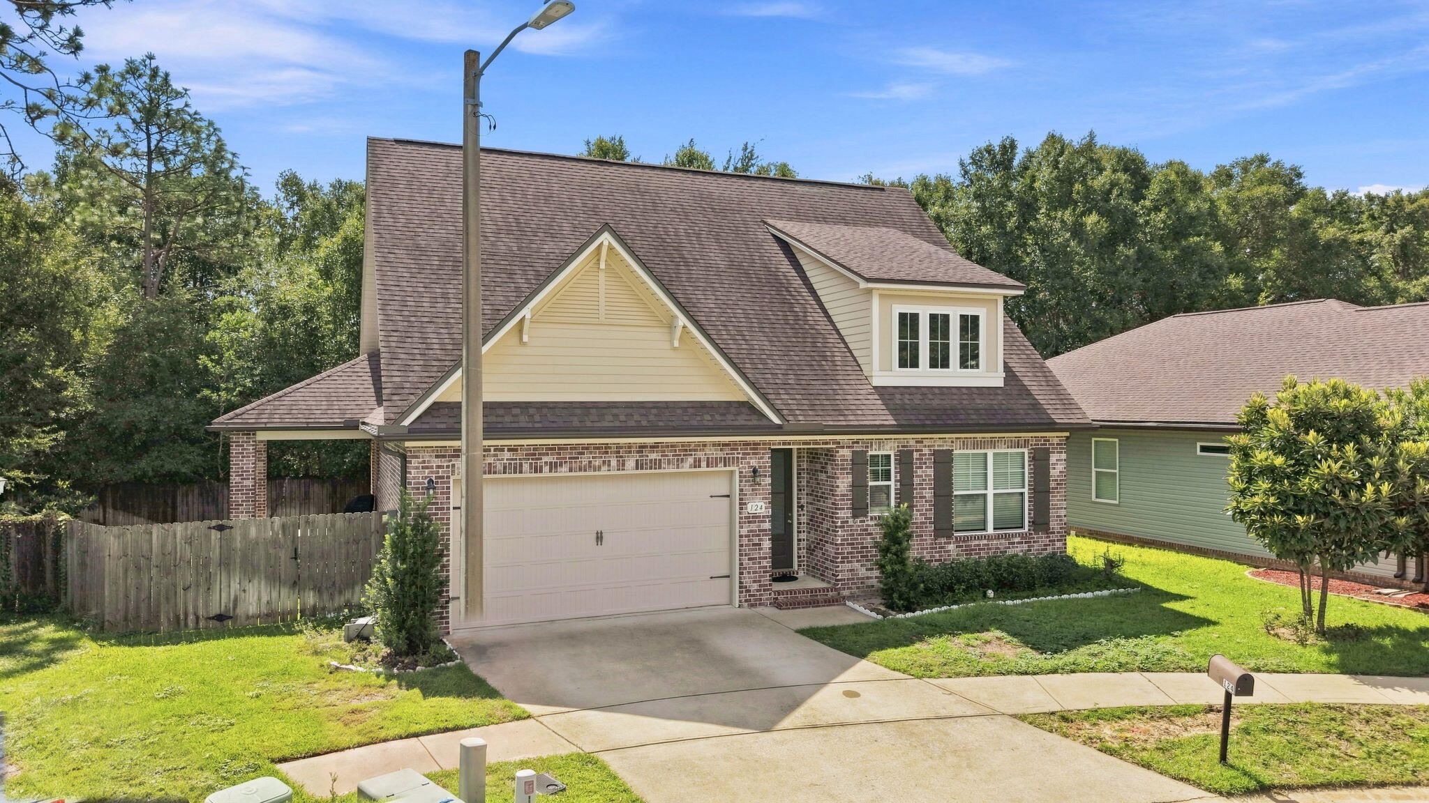 HERITAGE MANOR - Residential