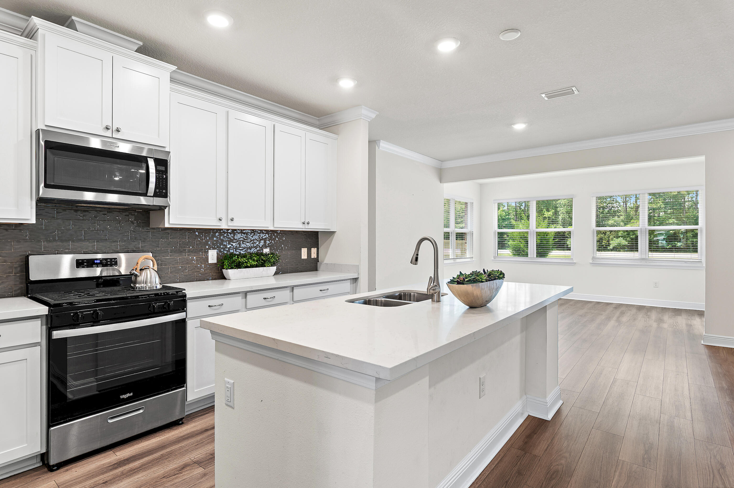 HAMMOCK BAY - Residential