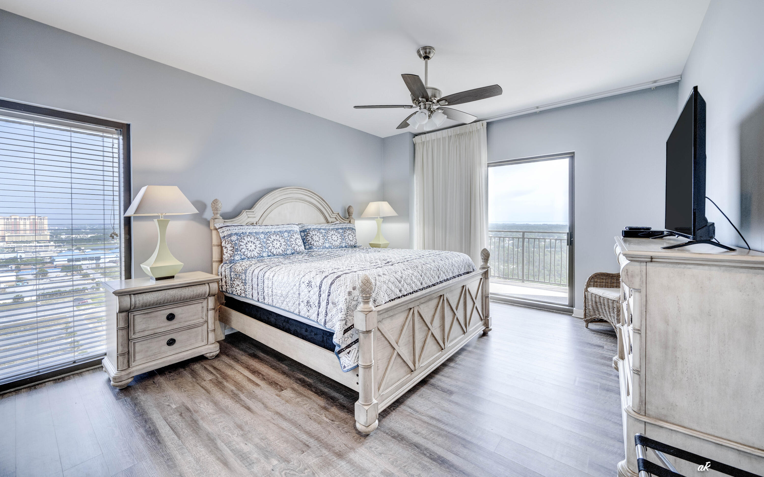 ORIGIN AT SEAHAVEN - Residential