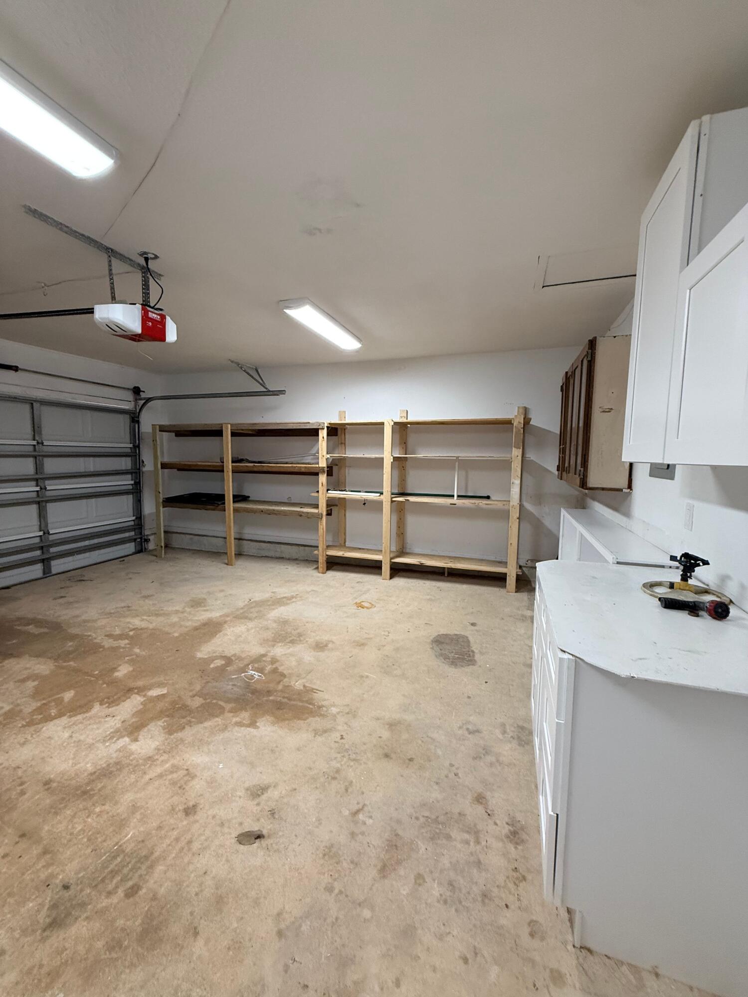 SUNSET BEACH - Residential Lease