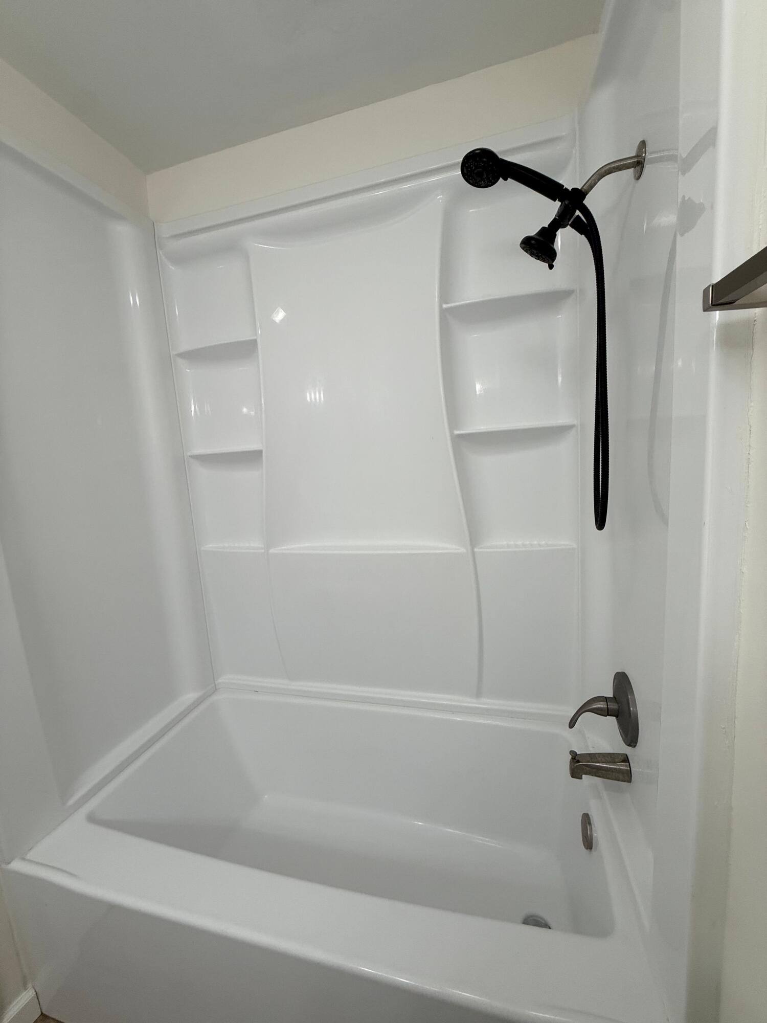SUNSET BEACH - Residential Lease