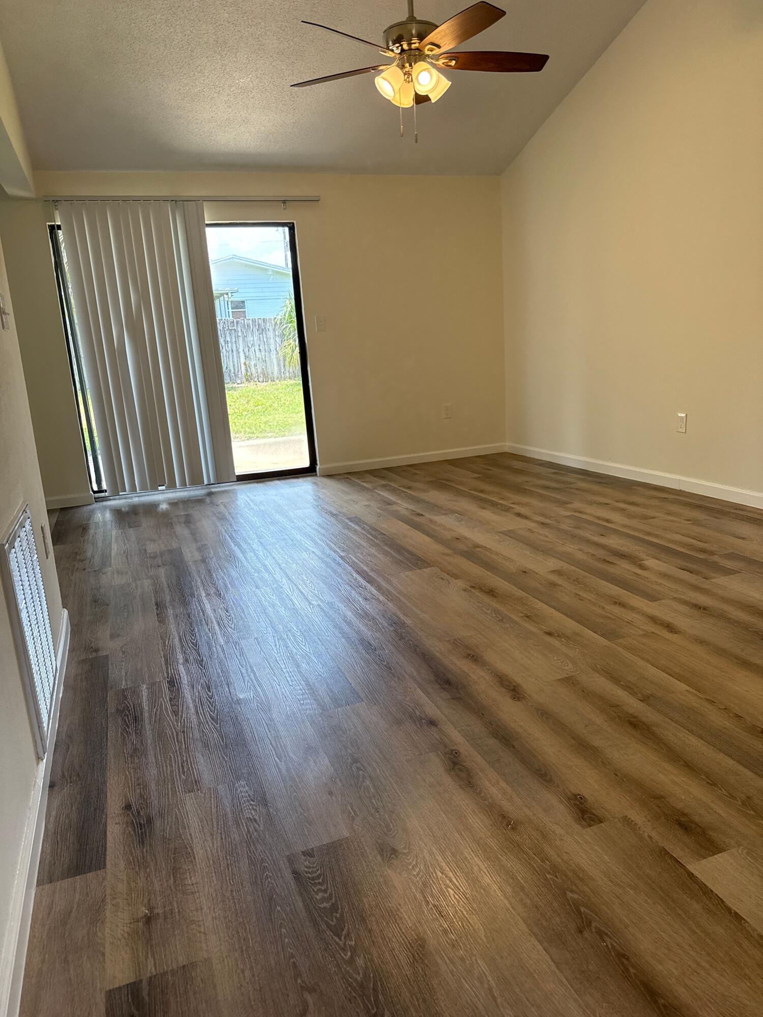 SUNSET BEACH - Residential Lease