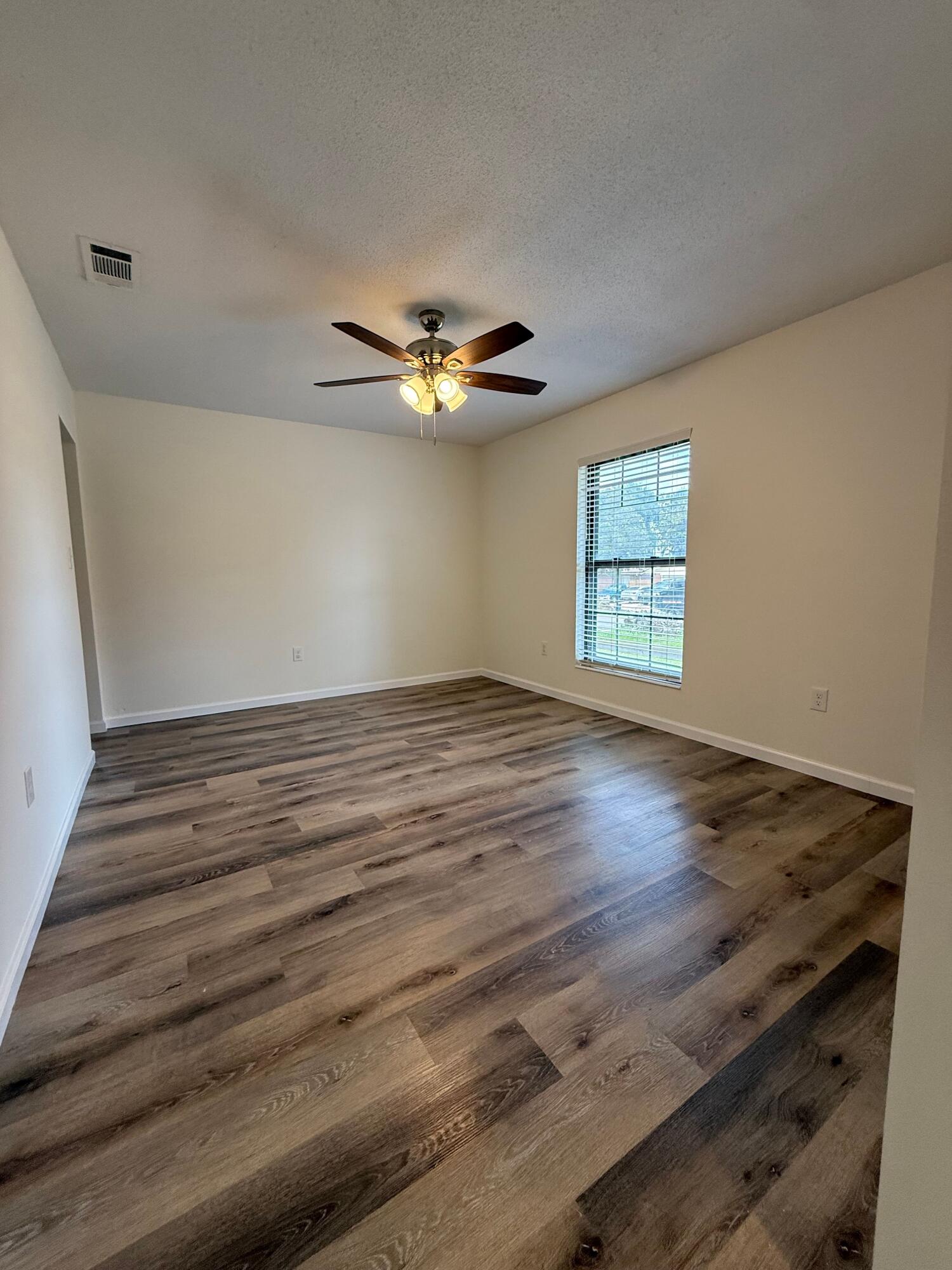 SUNSET BEACH - Residential Lease