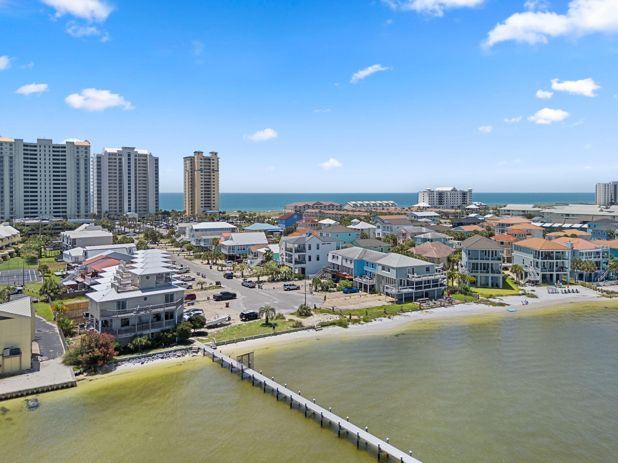BAHIA BADAR - Residential