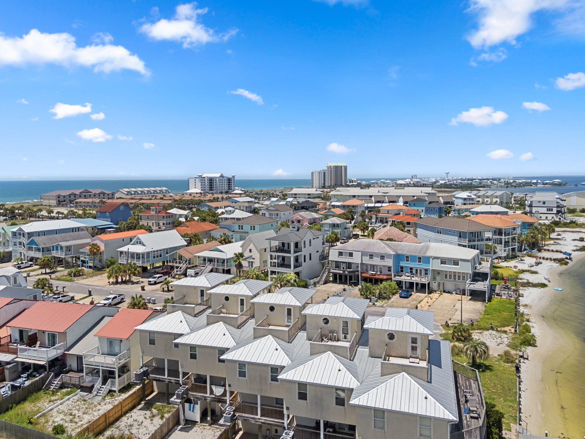 BAHIA BADAR - Residential