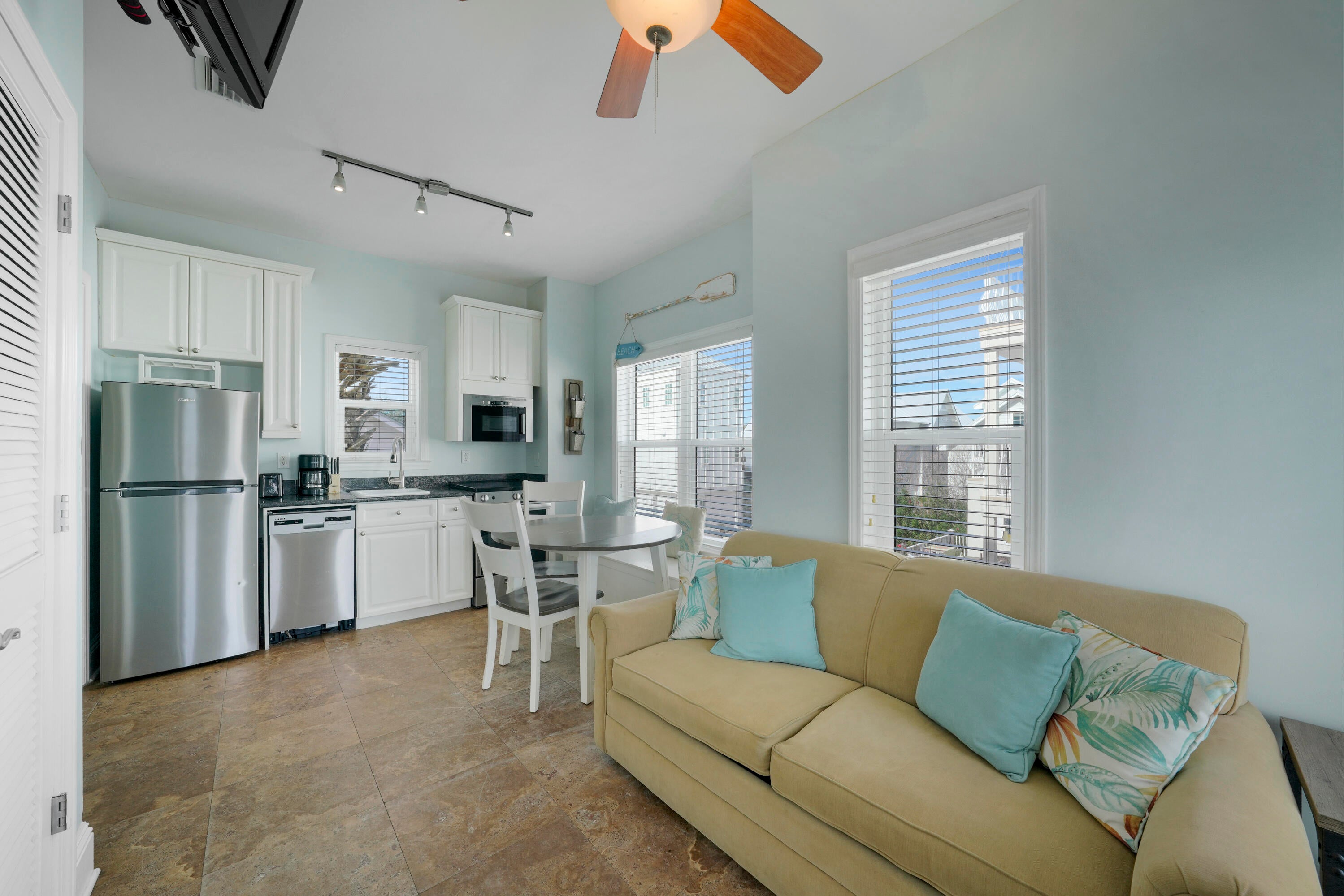 VILLAGE AT BLUE MOUNTAIN BEACH - Residential