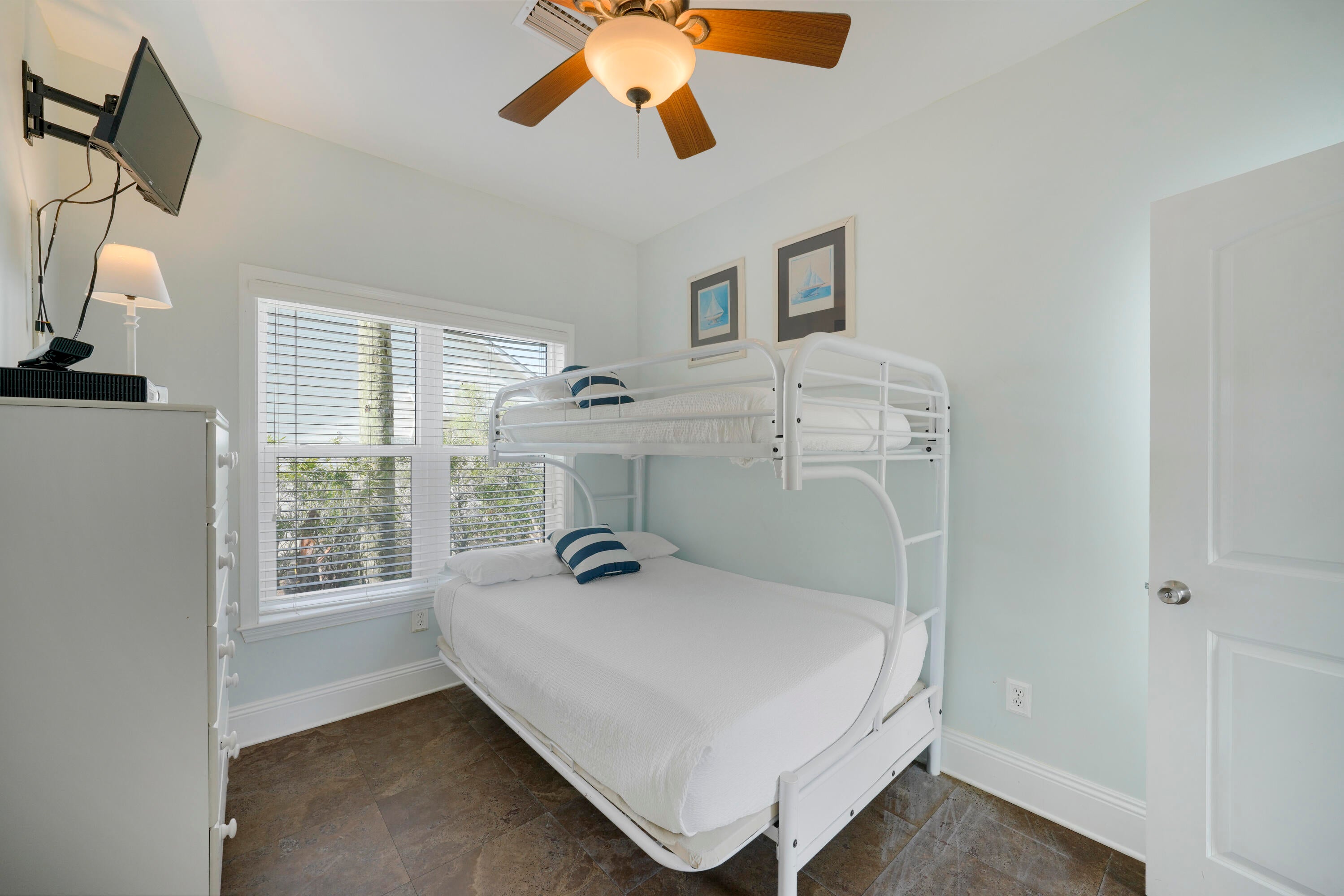 VILLAGE AT BLUE MOUNTAIN BEACH - Residential