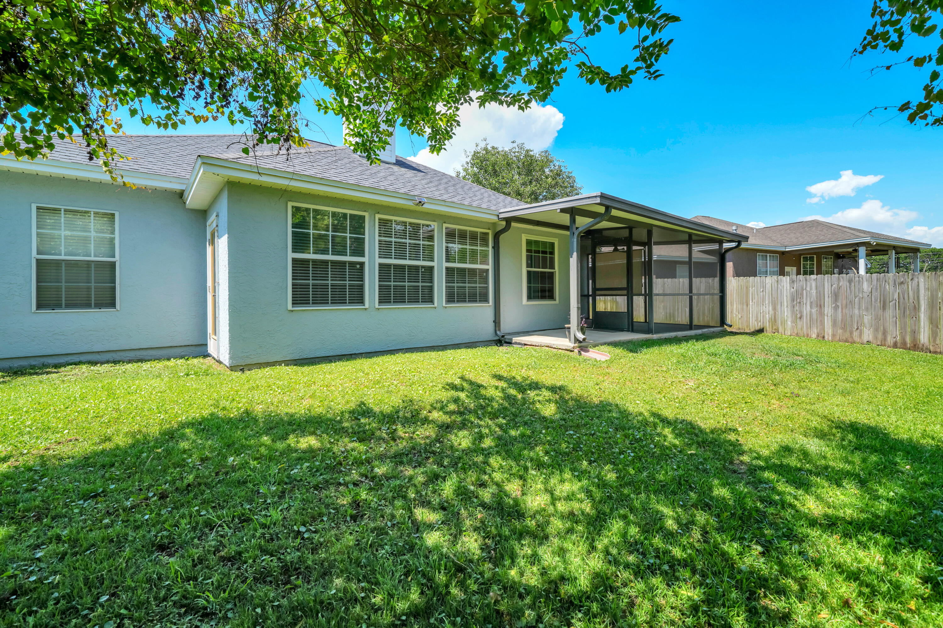 HIDDEN PINES PH V - Residential