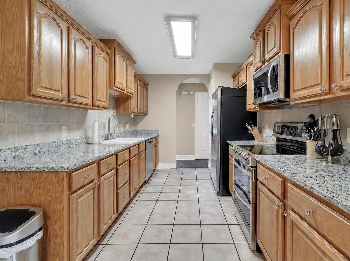 HIDDEN PINES PH V - Residential