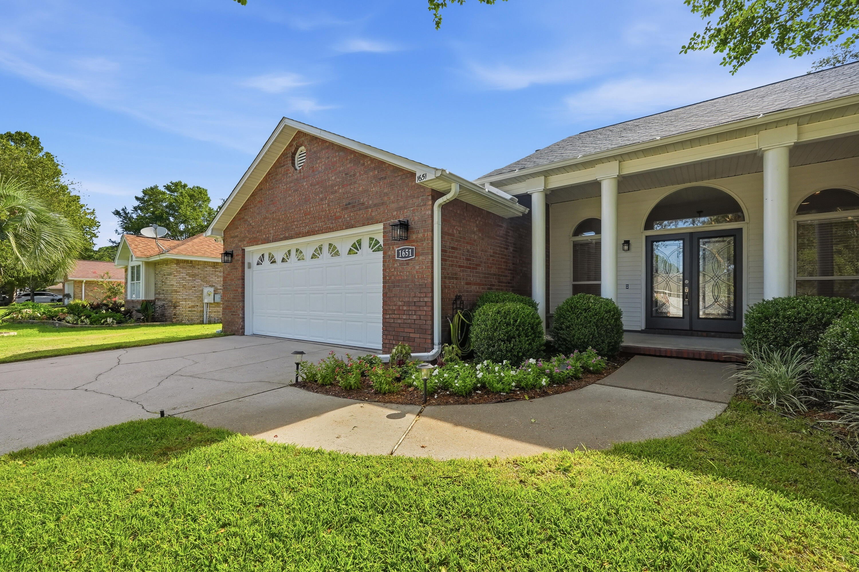 PARKWOOD ESTATES PH 5 - Residential Lease