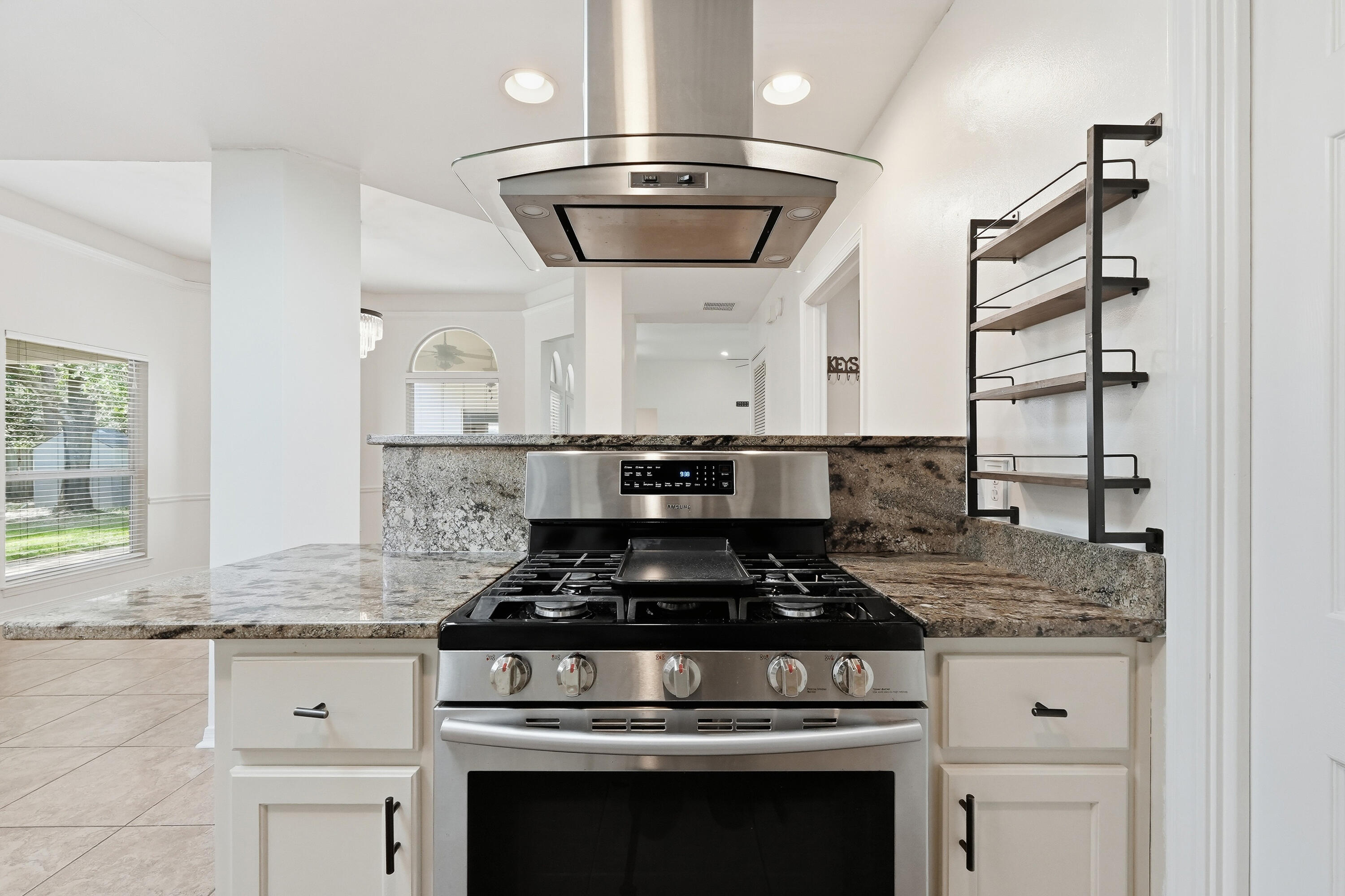 PARKWOOD ESTATES PH 5 - Residential Lease