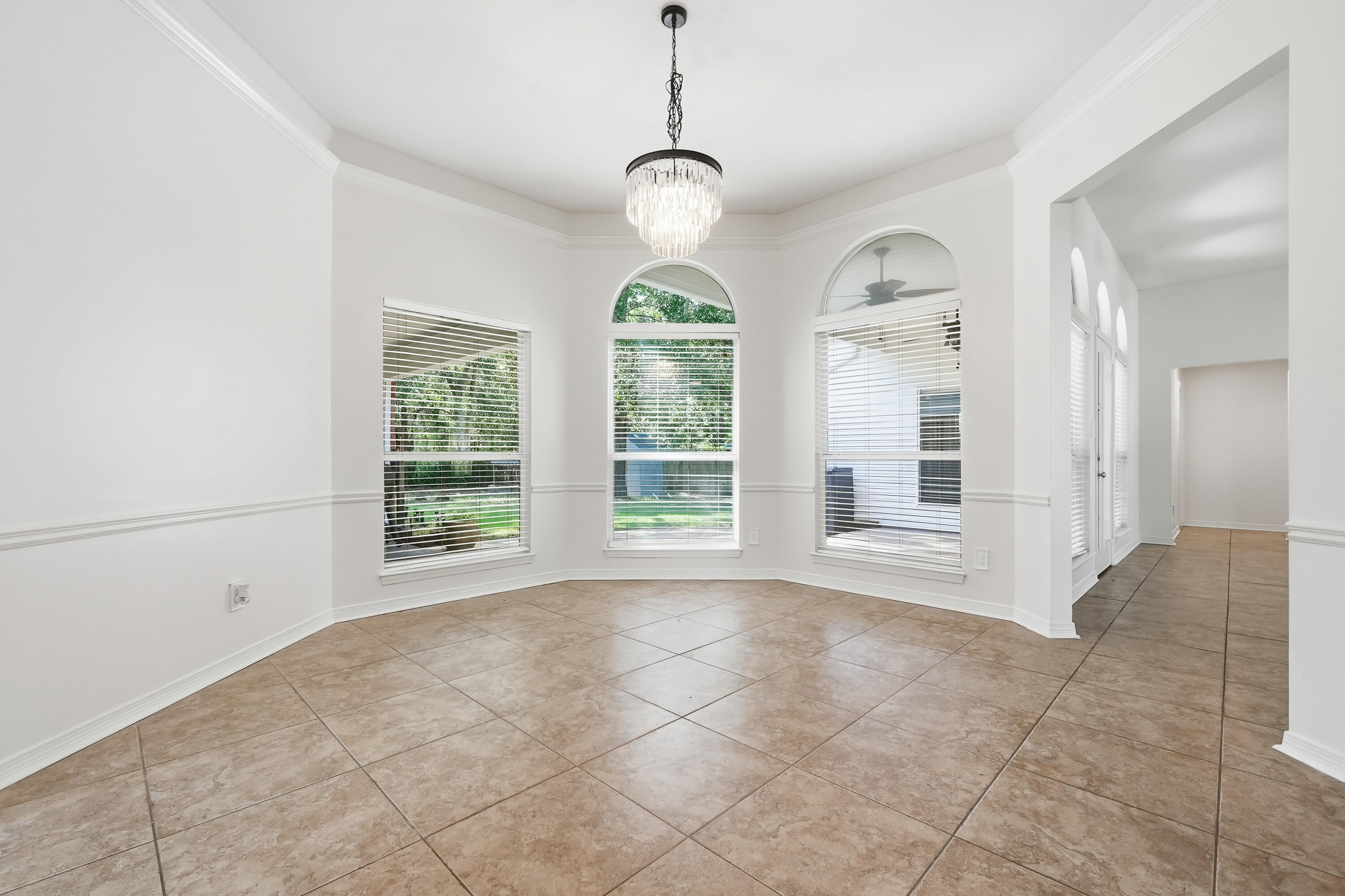 PARKWOOD ESTATES PH 5 - Residential Lease