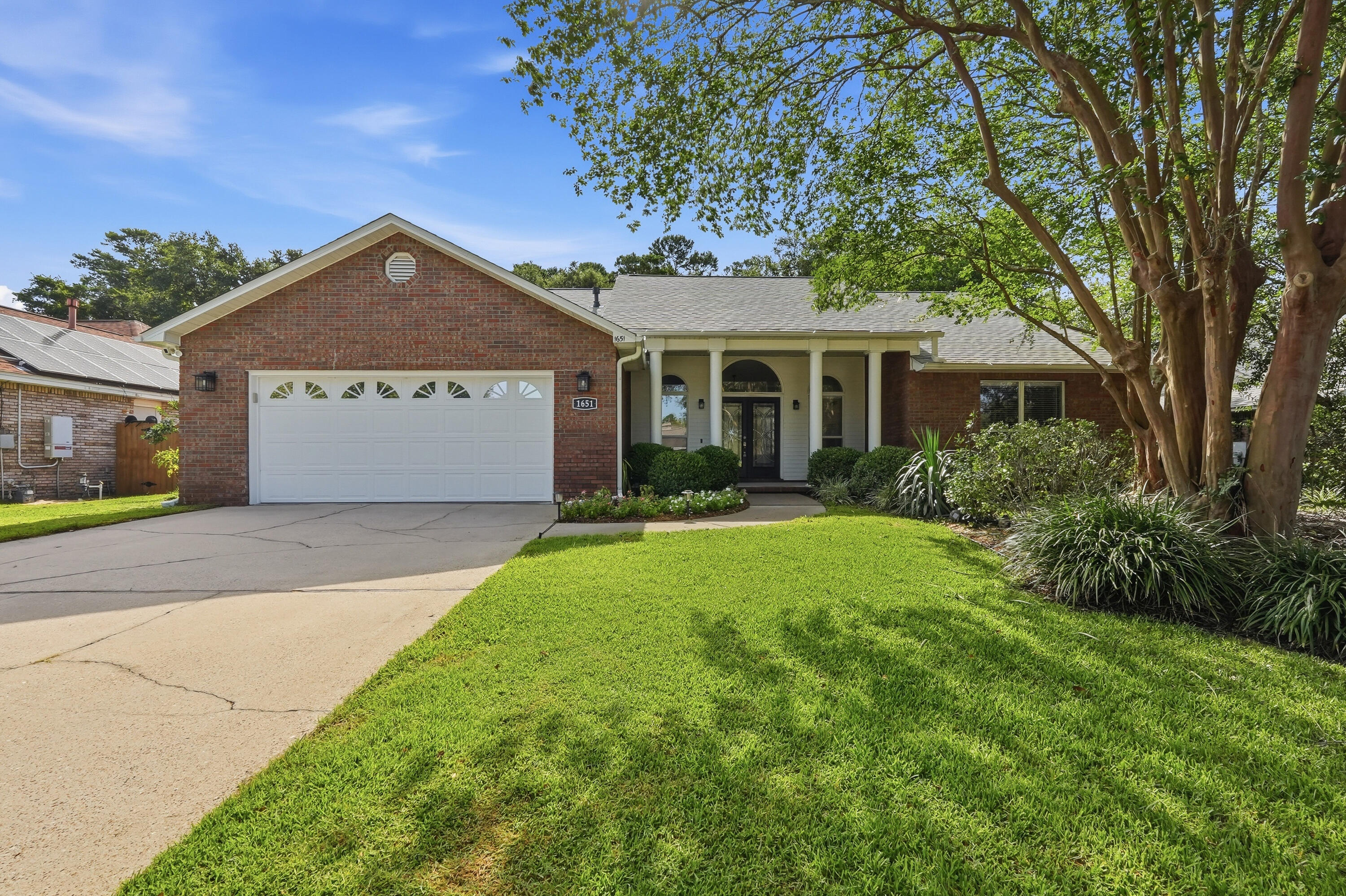 PARKWOOD ESTATES PH 5 - Residential Lease
