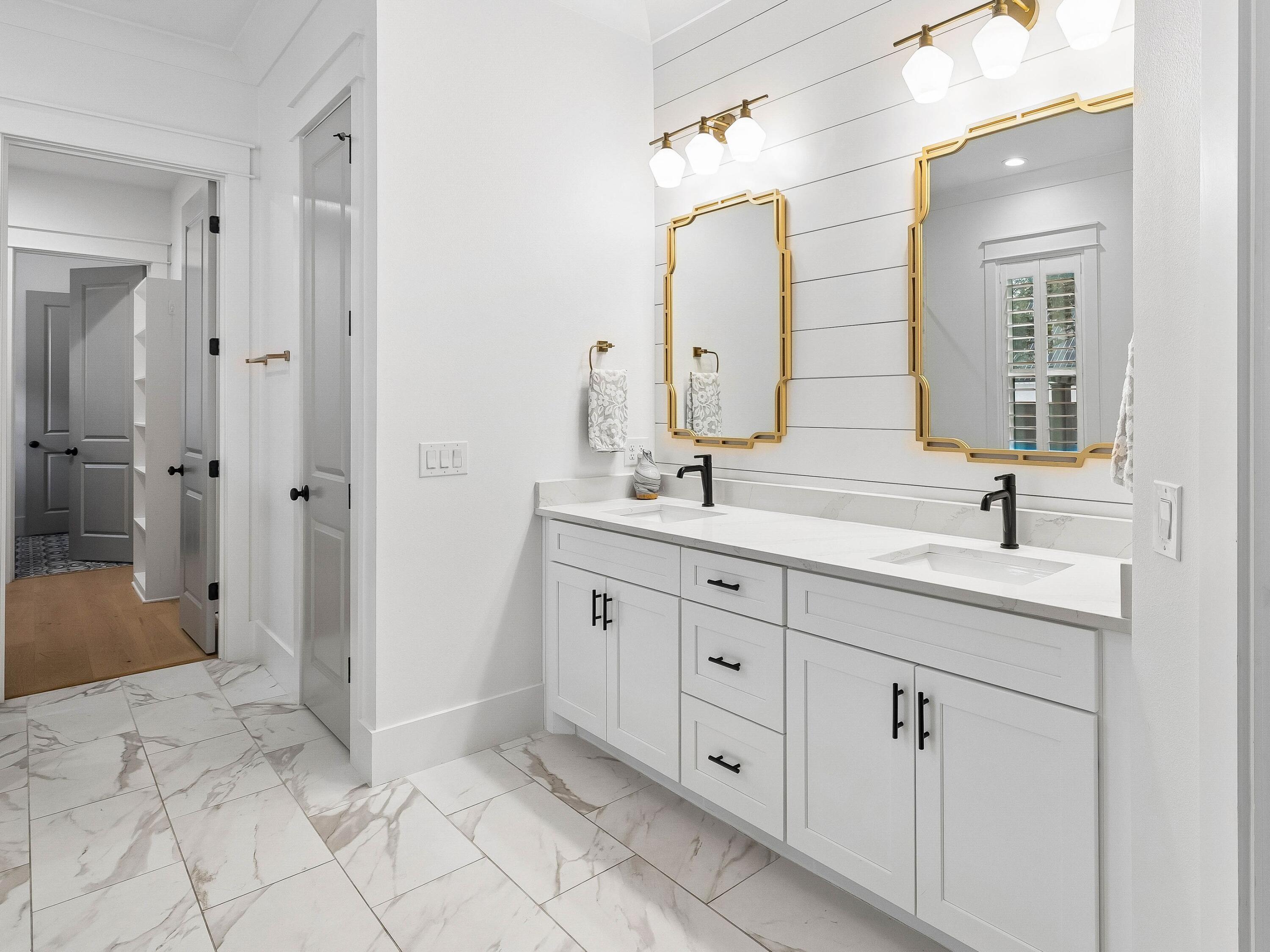INDIAN CREEK S/D - Residential