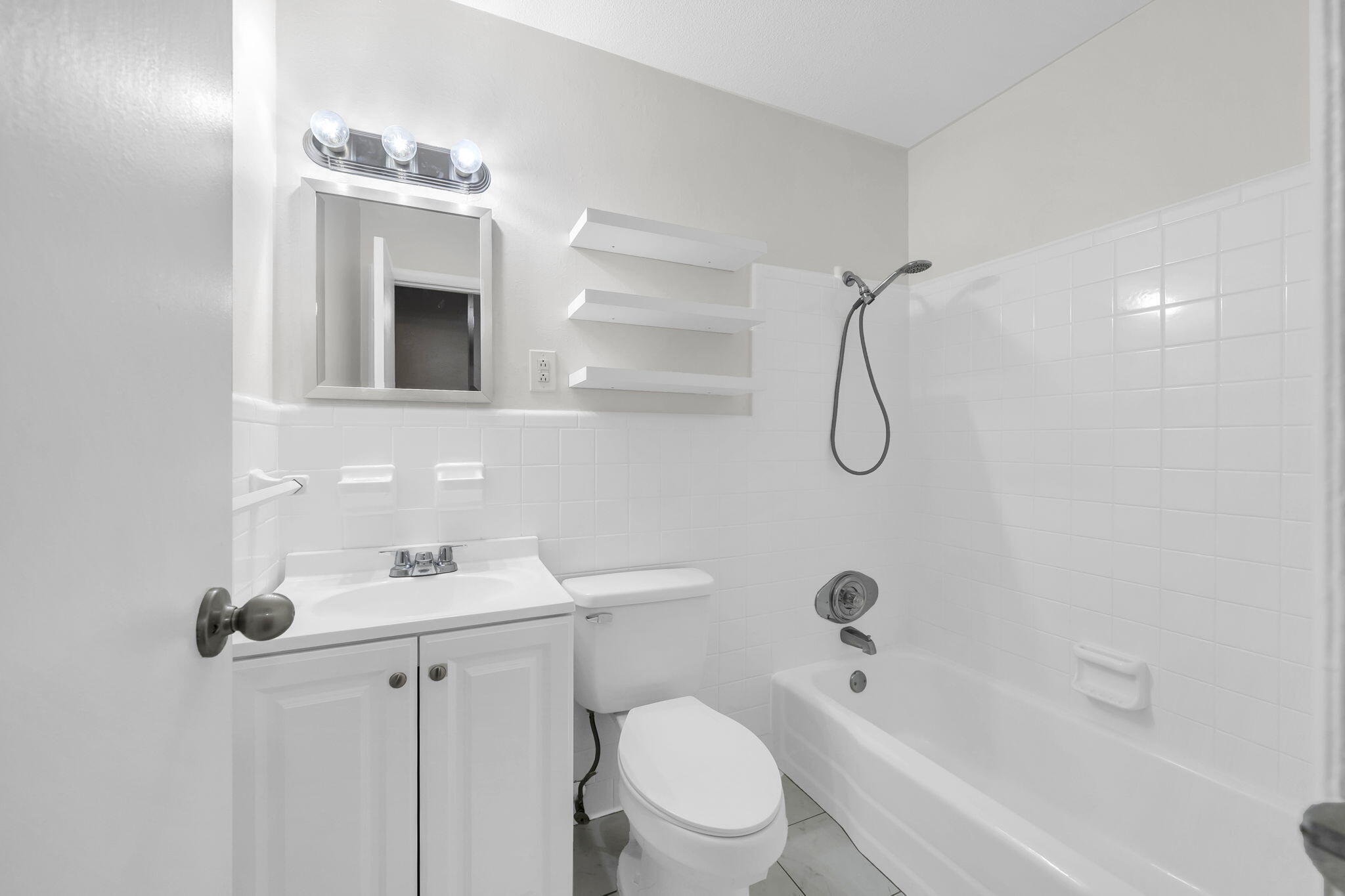 VESTA HEIGHTS 4TH ADDN - Residential