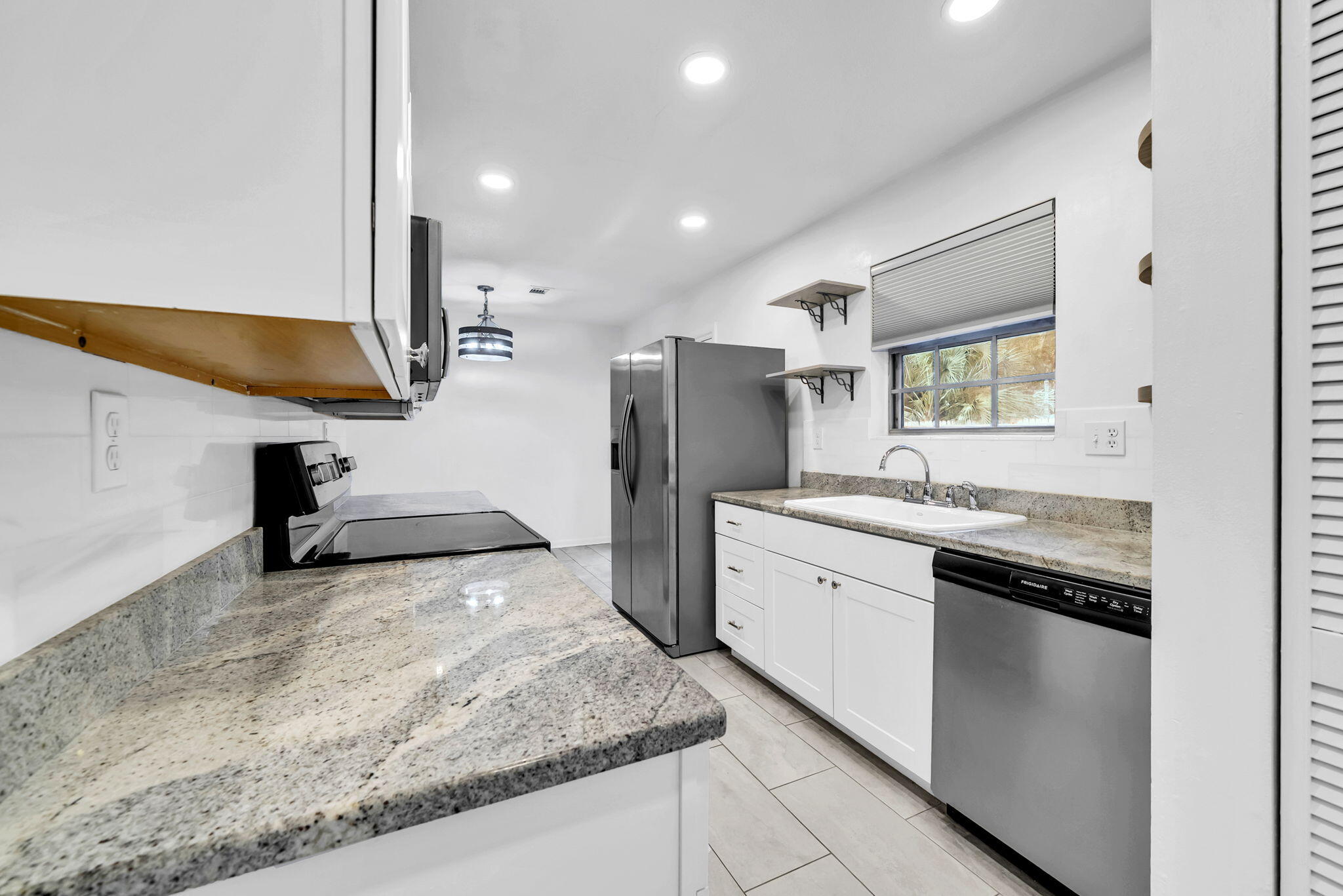 VESTA HEIGHTS 4TH ADDN - Residential