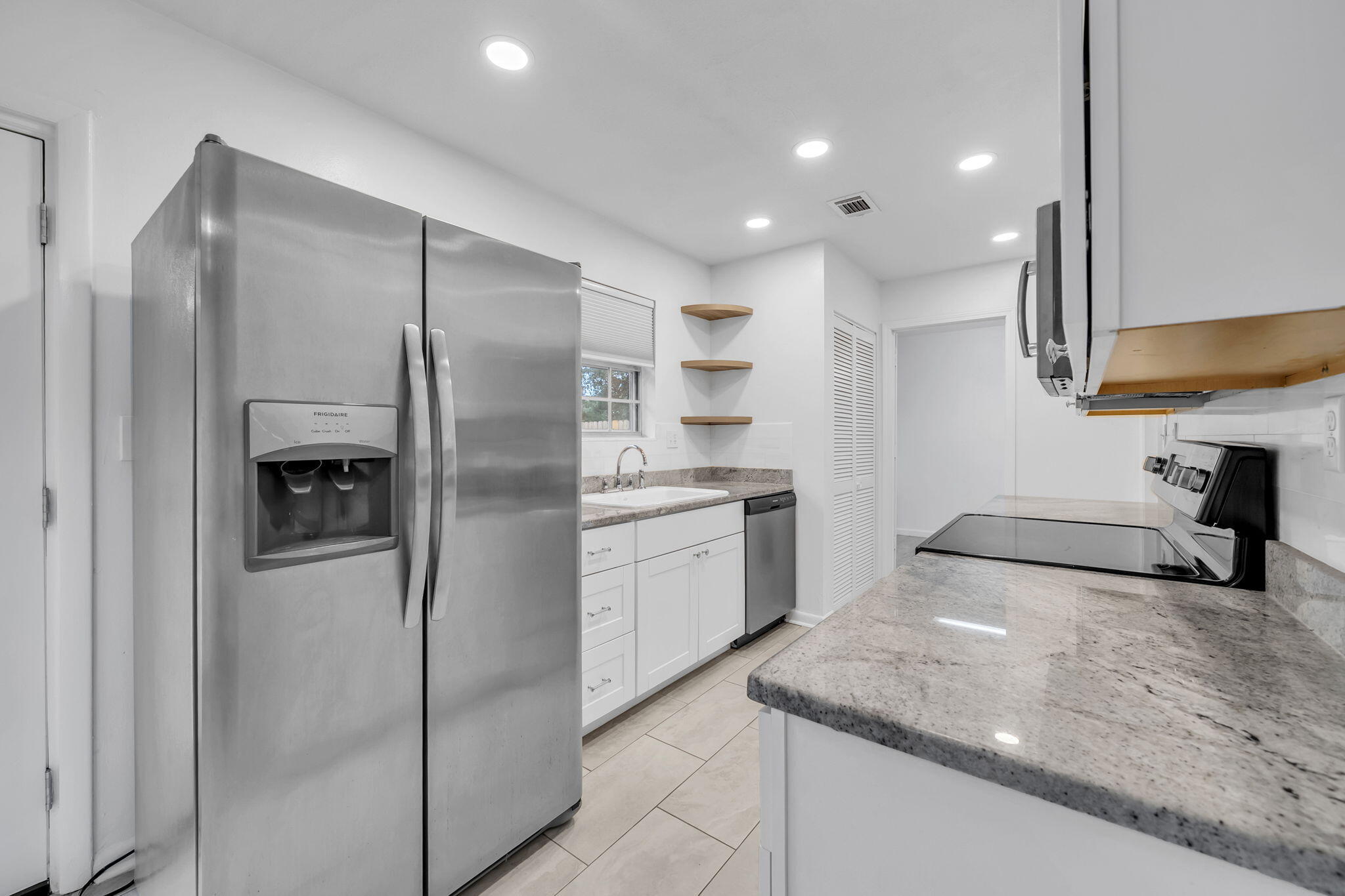 VESTA HEIGHTS 4TH ADDN - Residential