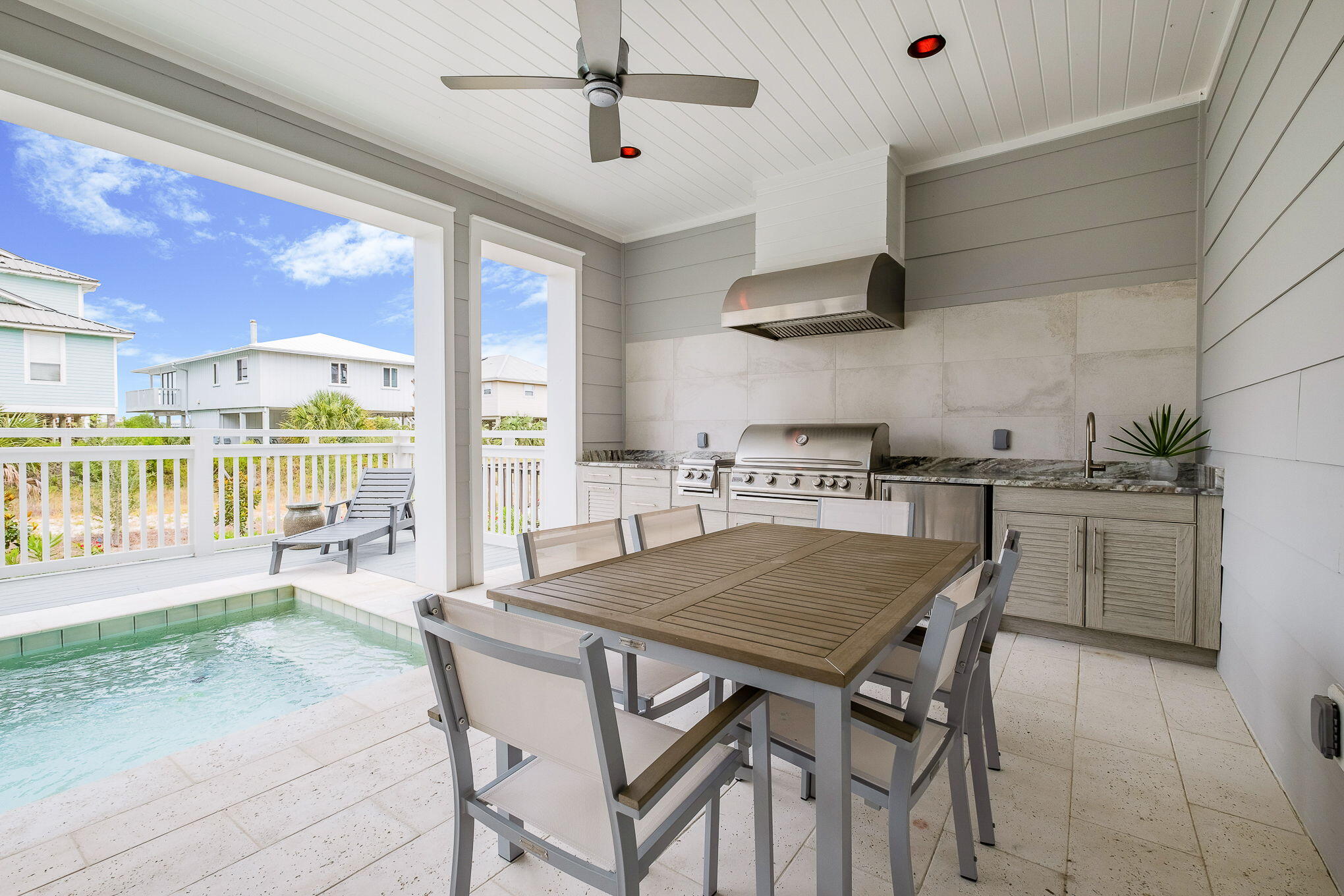 GRAYTON BEACH - Residential