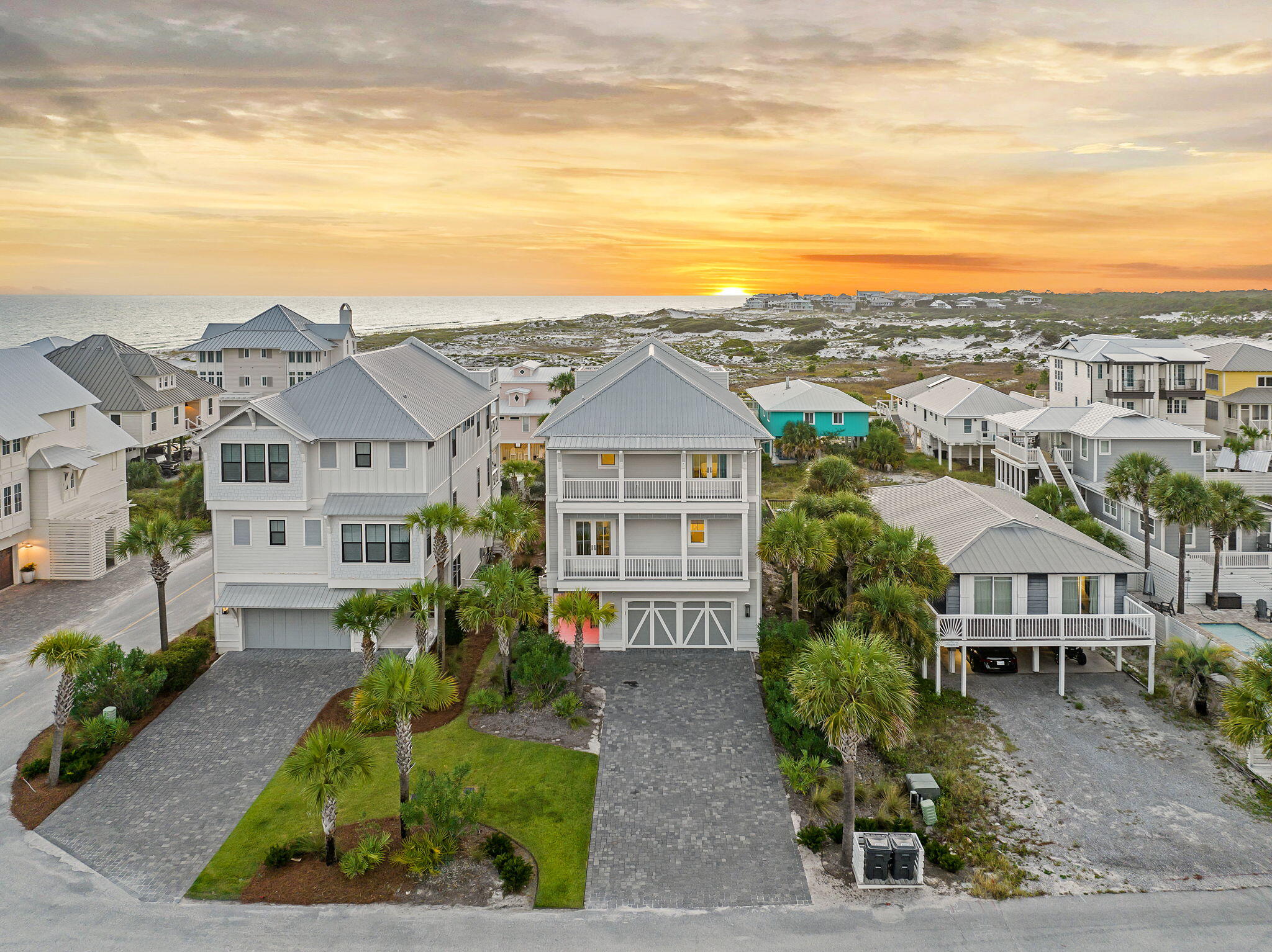 GRAYTON BEACH - Residential