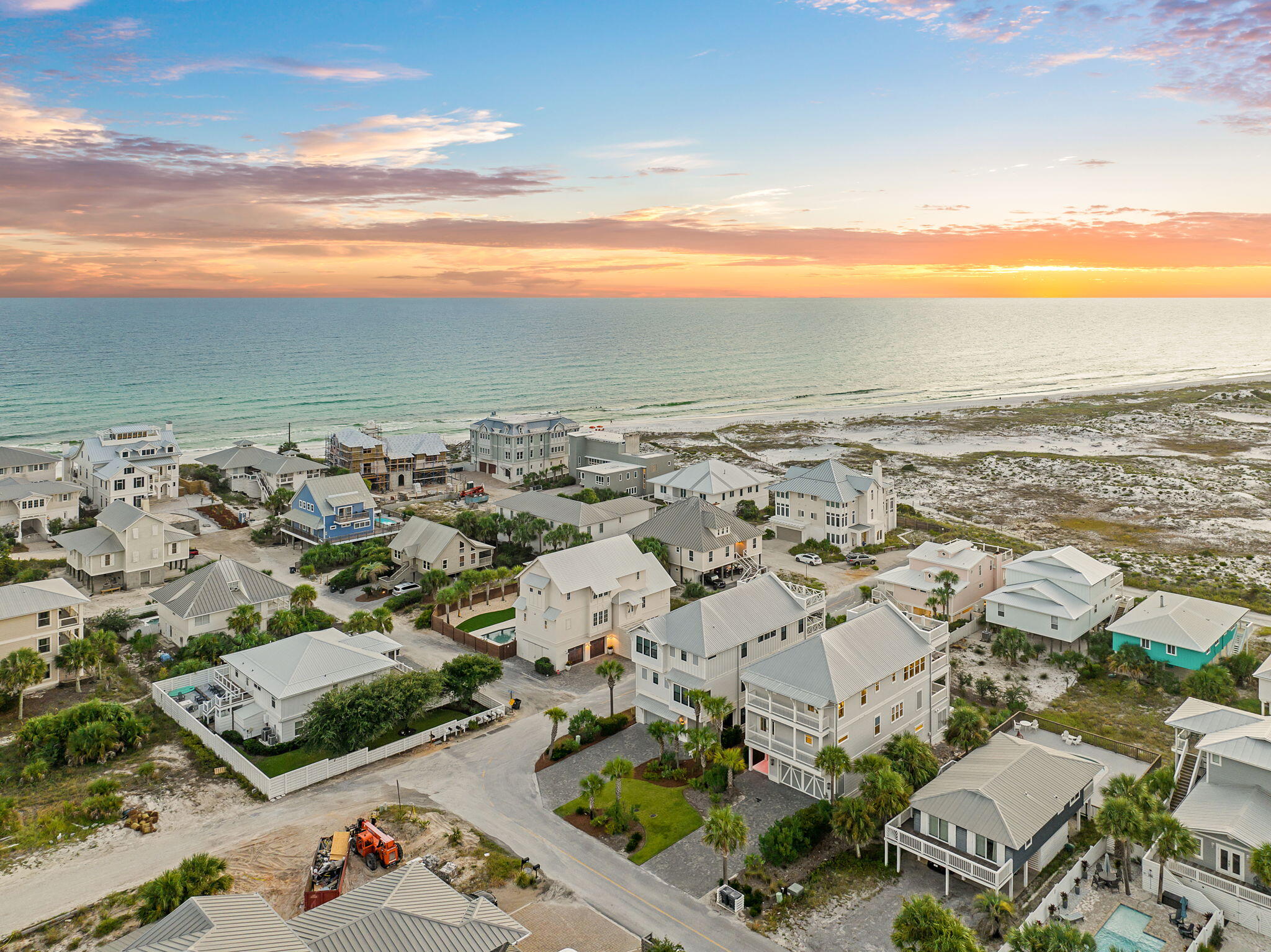 GRAYTON BEACH - Residential