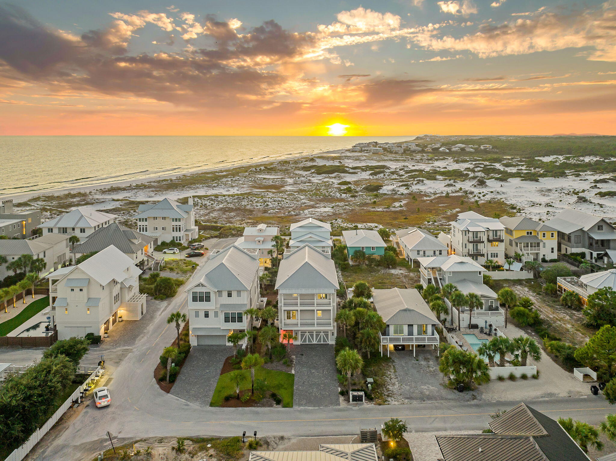 GRAYTON BEACH - Residential