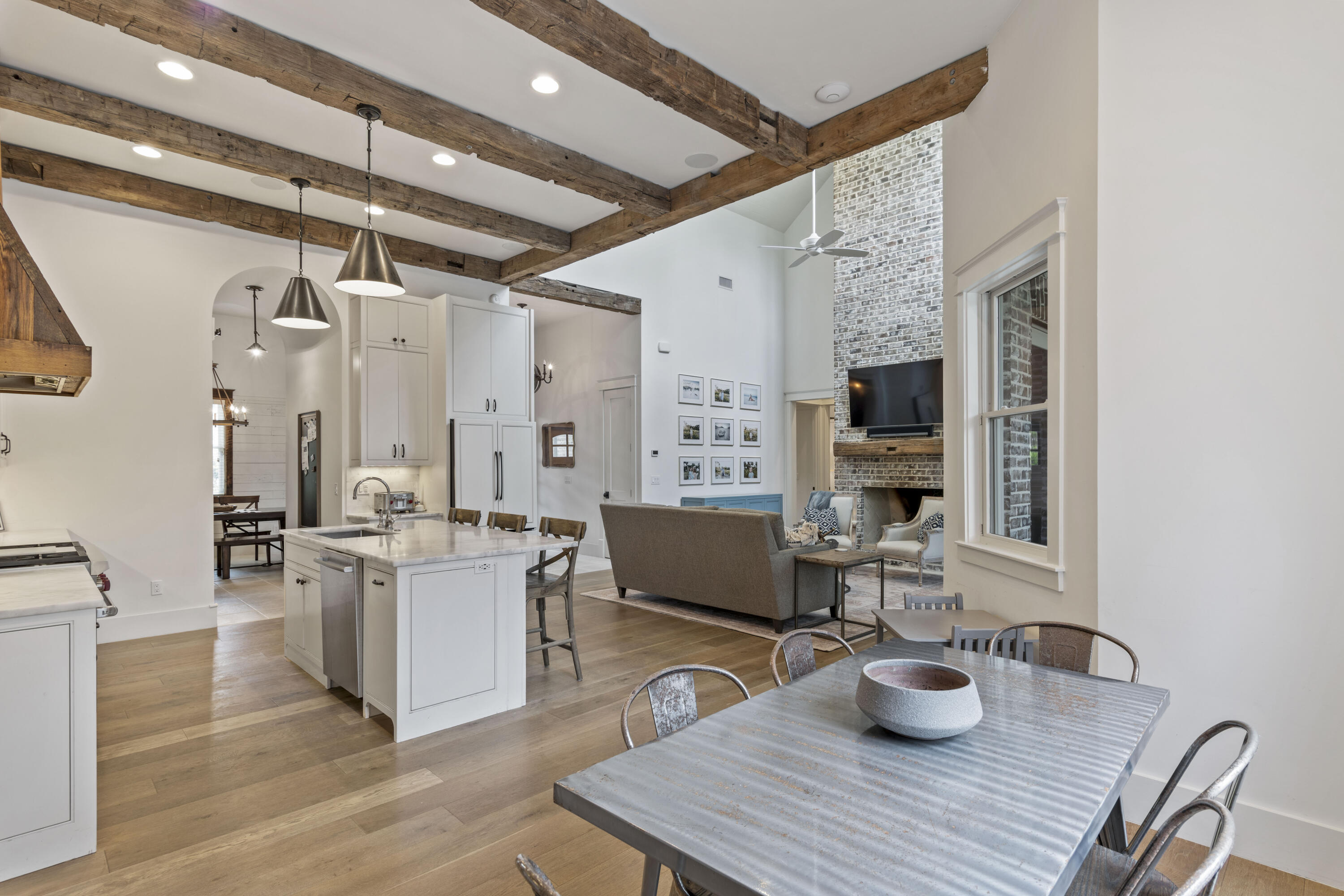 BOTANY BAYOU - Residential