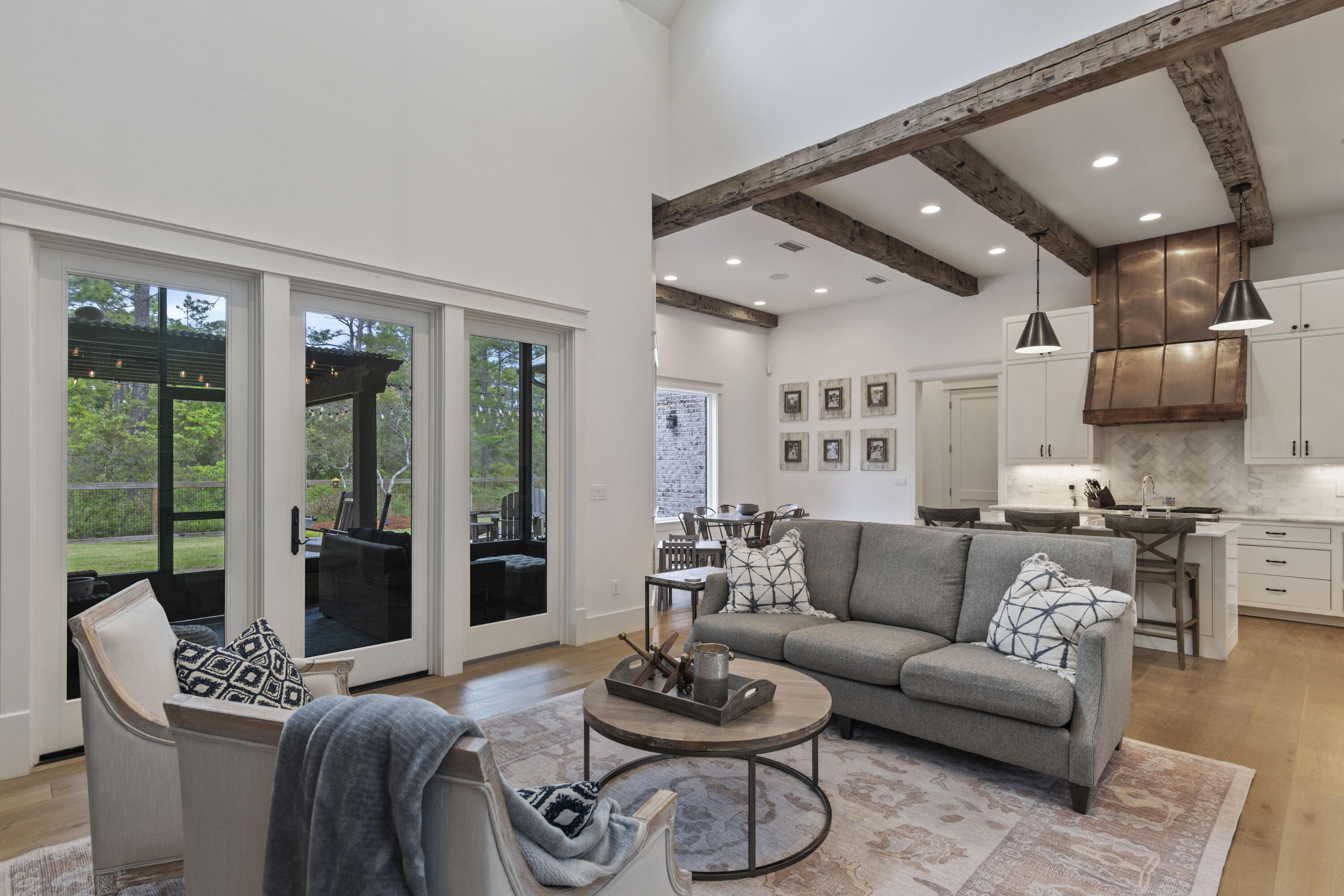 BOTANY BAYOU - Residential