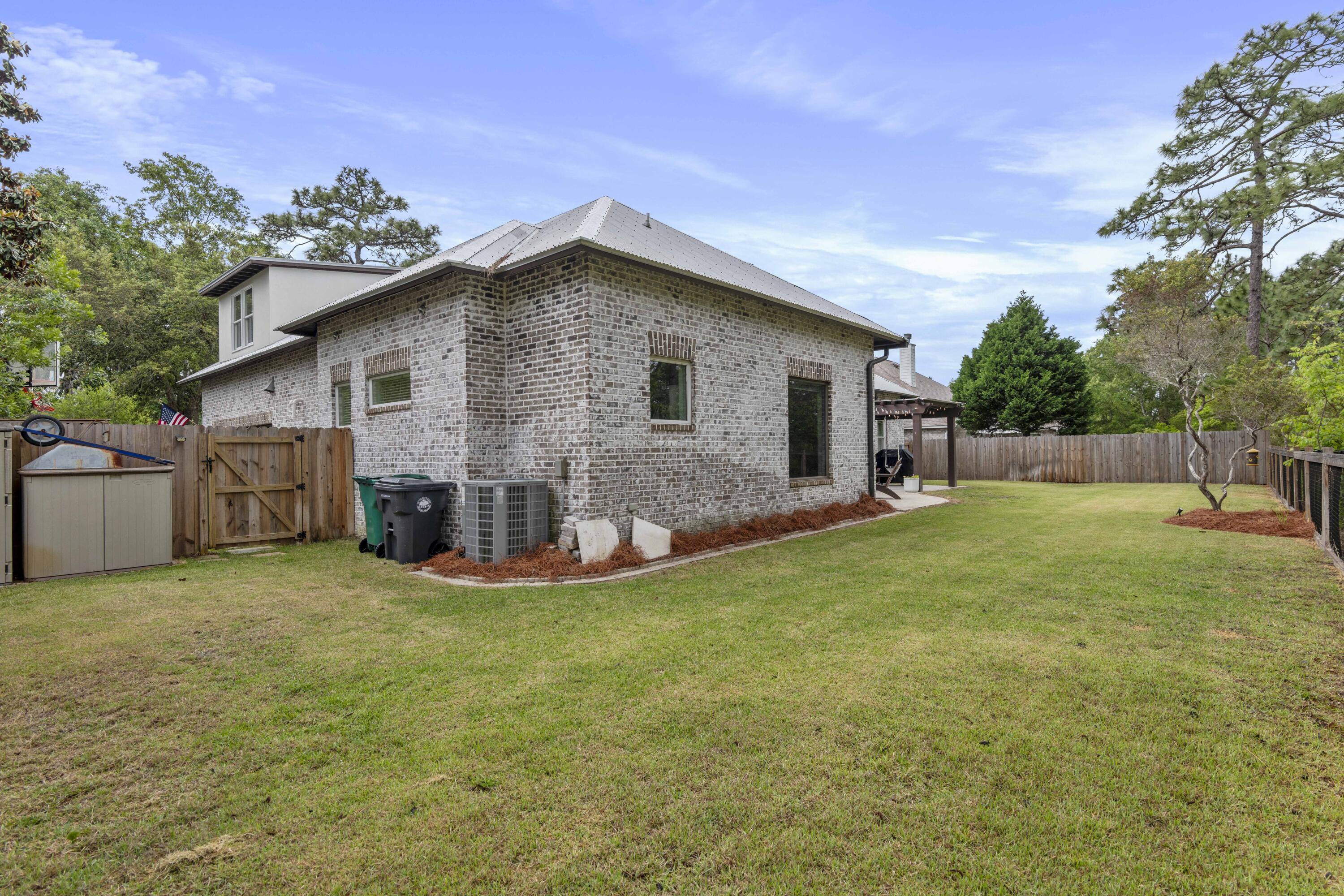 BOTANY BAYOU - Residential