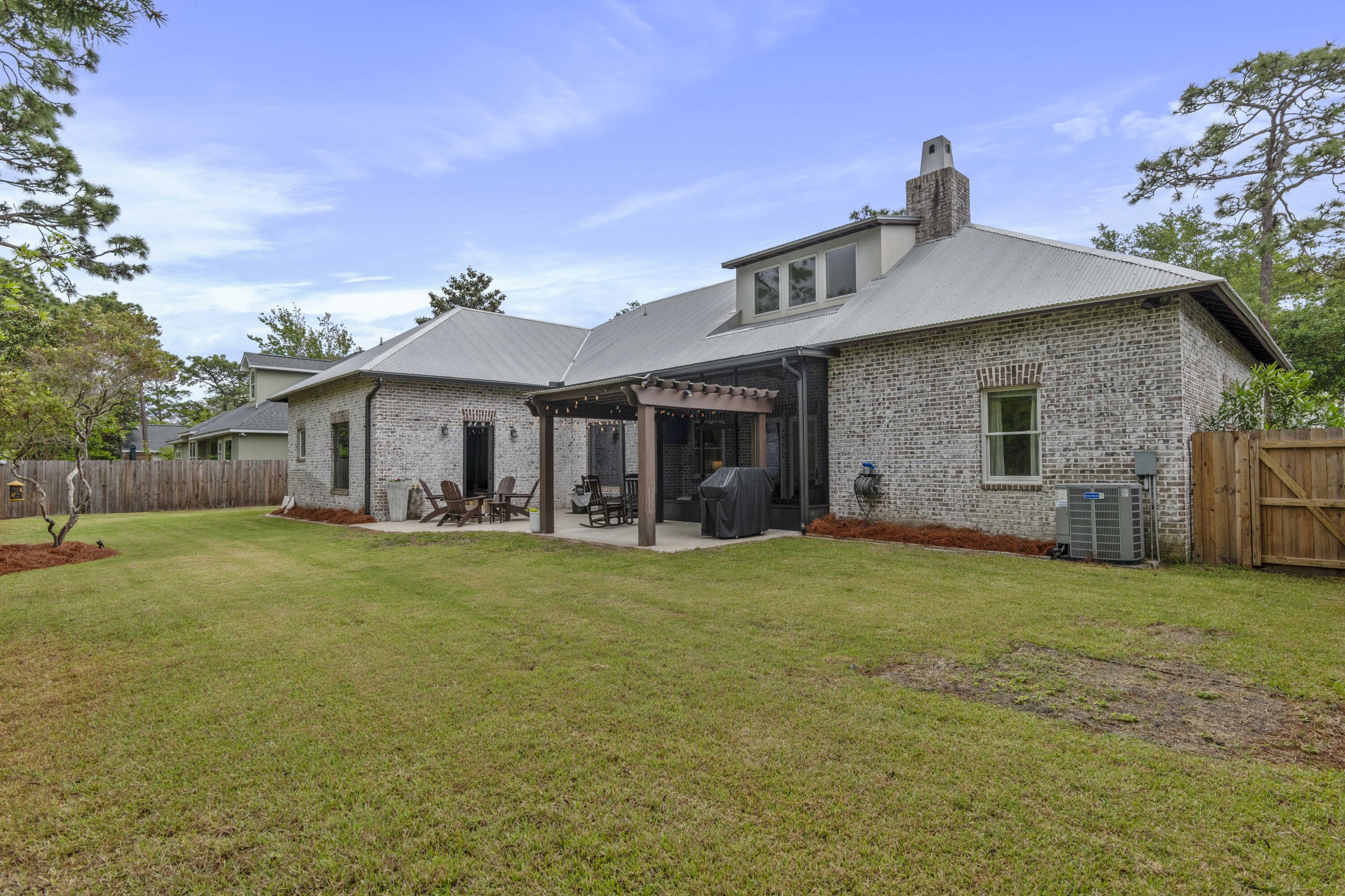 BOTANY BAYOU - Residential