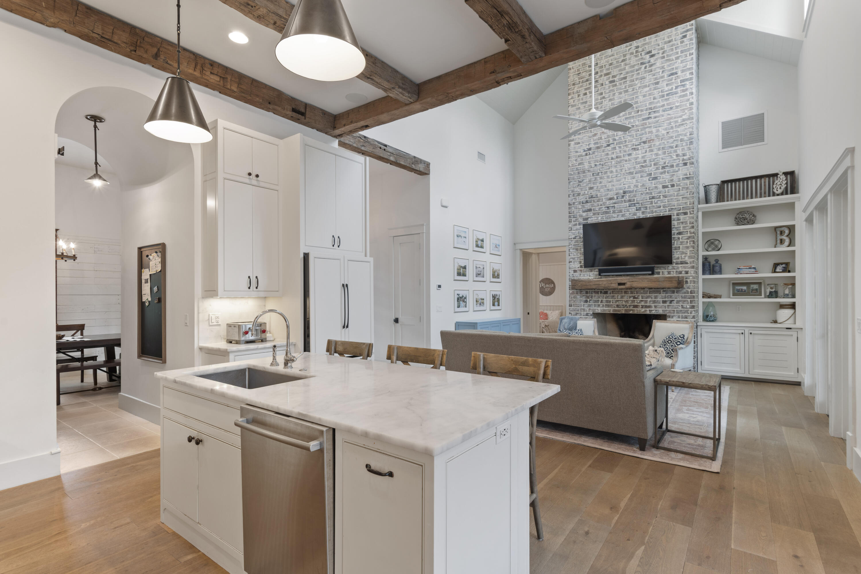 BOTANY BAYOU - Residential