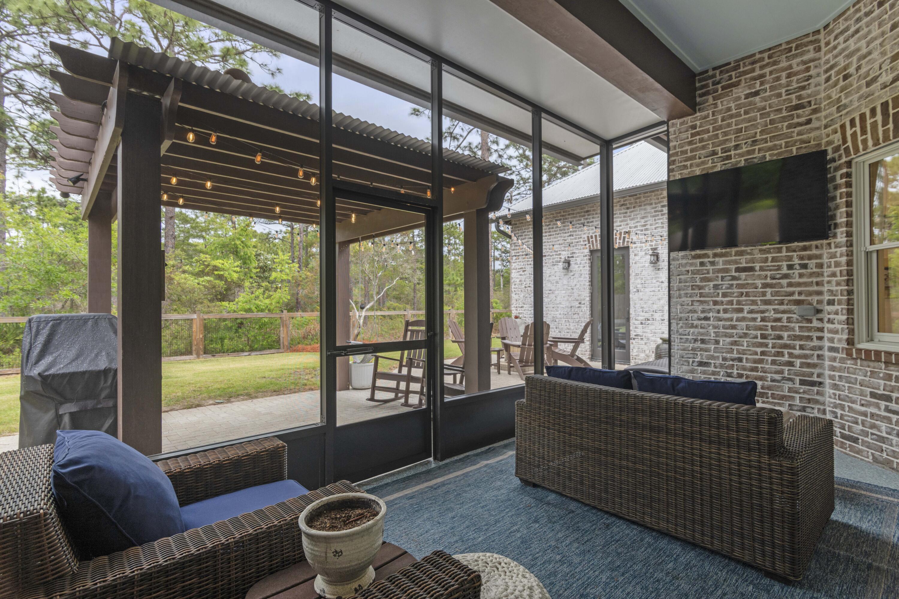 BOTANY BAYOU - Residential