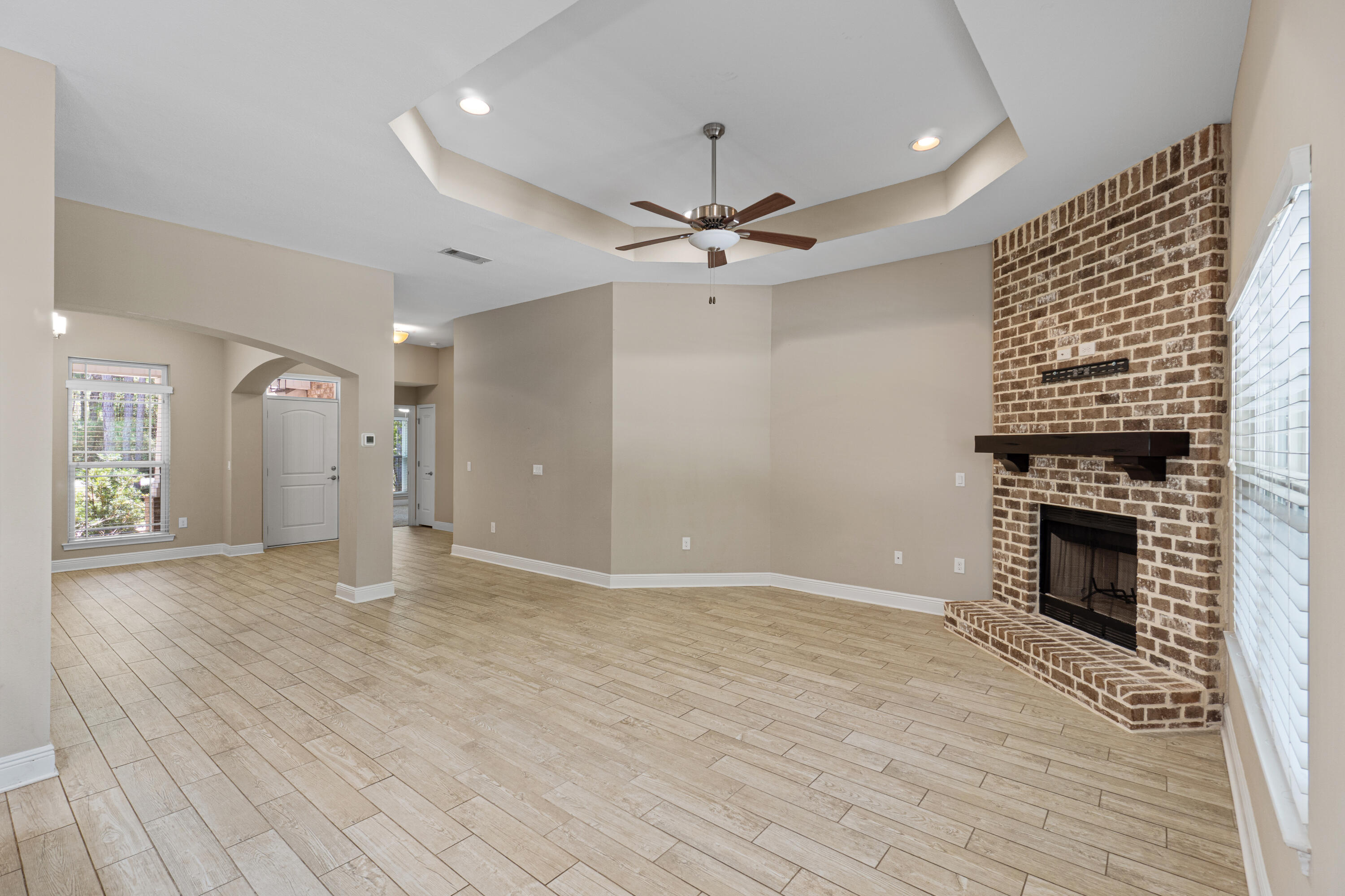 HOLLEY BY THE SEA - Residential