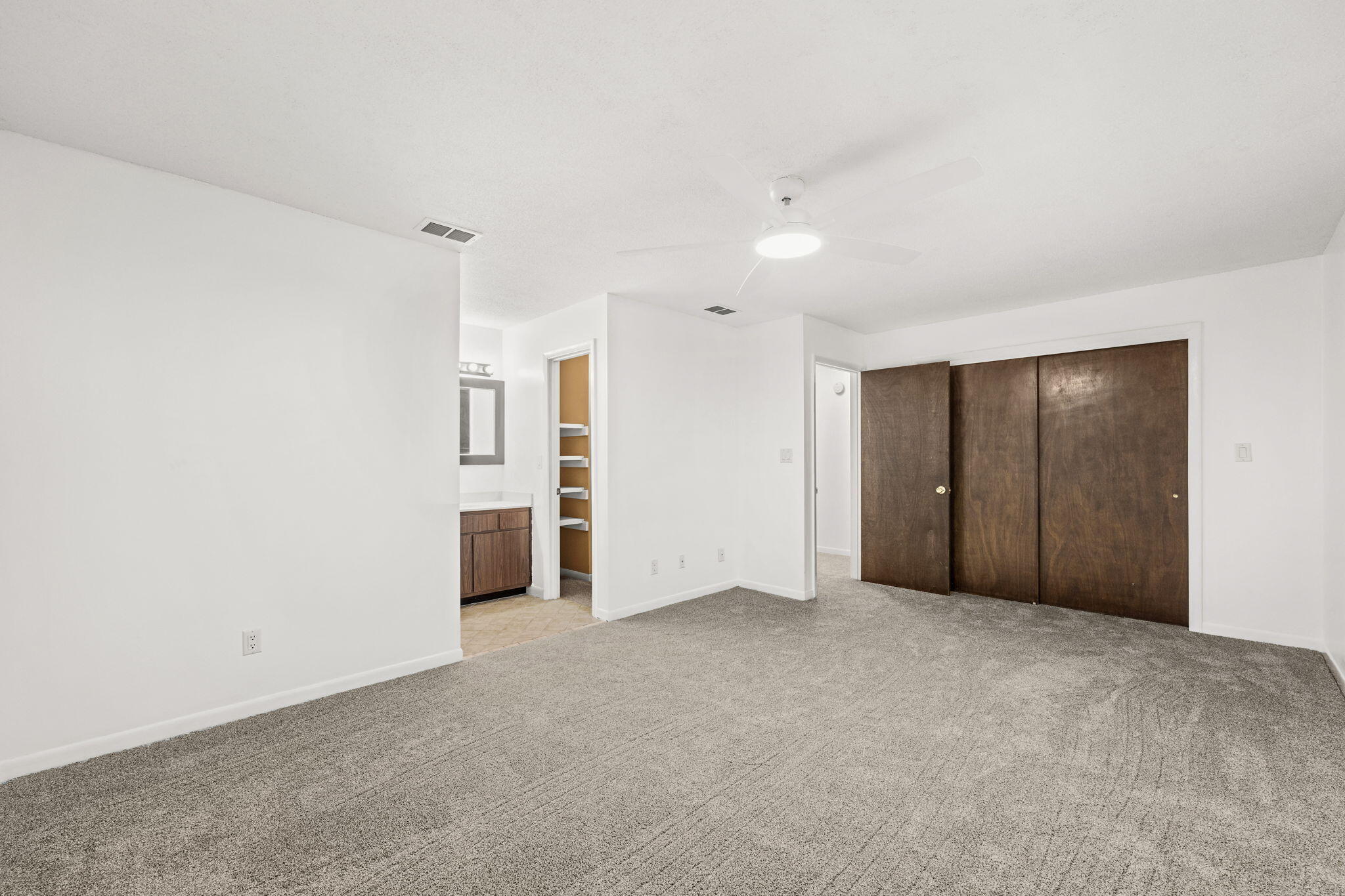 SHANGRA WOODS - Residential