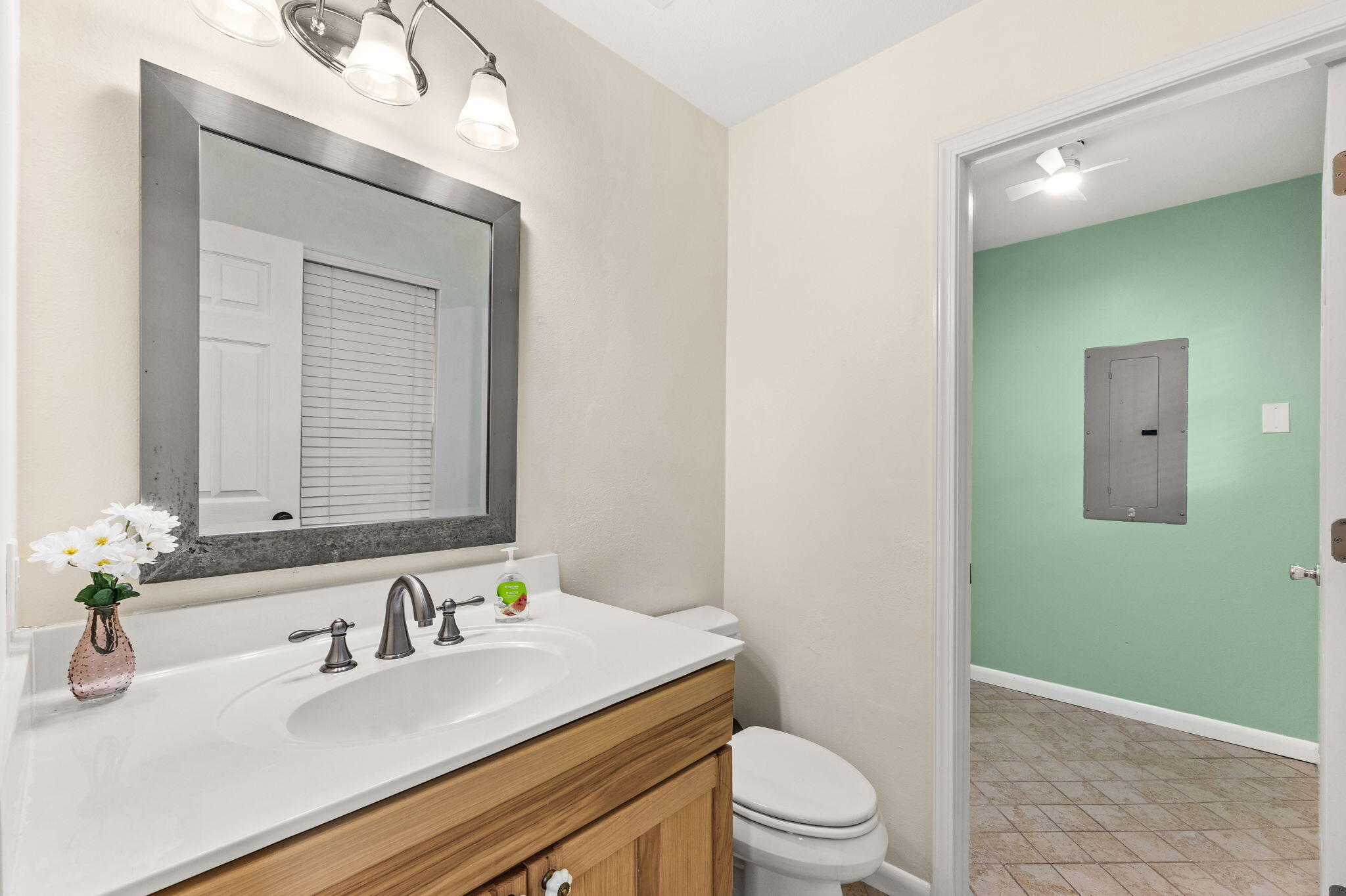 SHANGRA WOODS - Residential