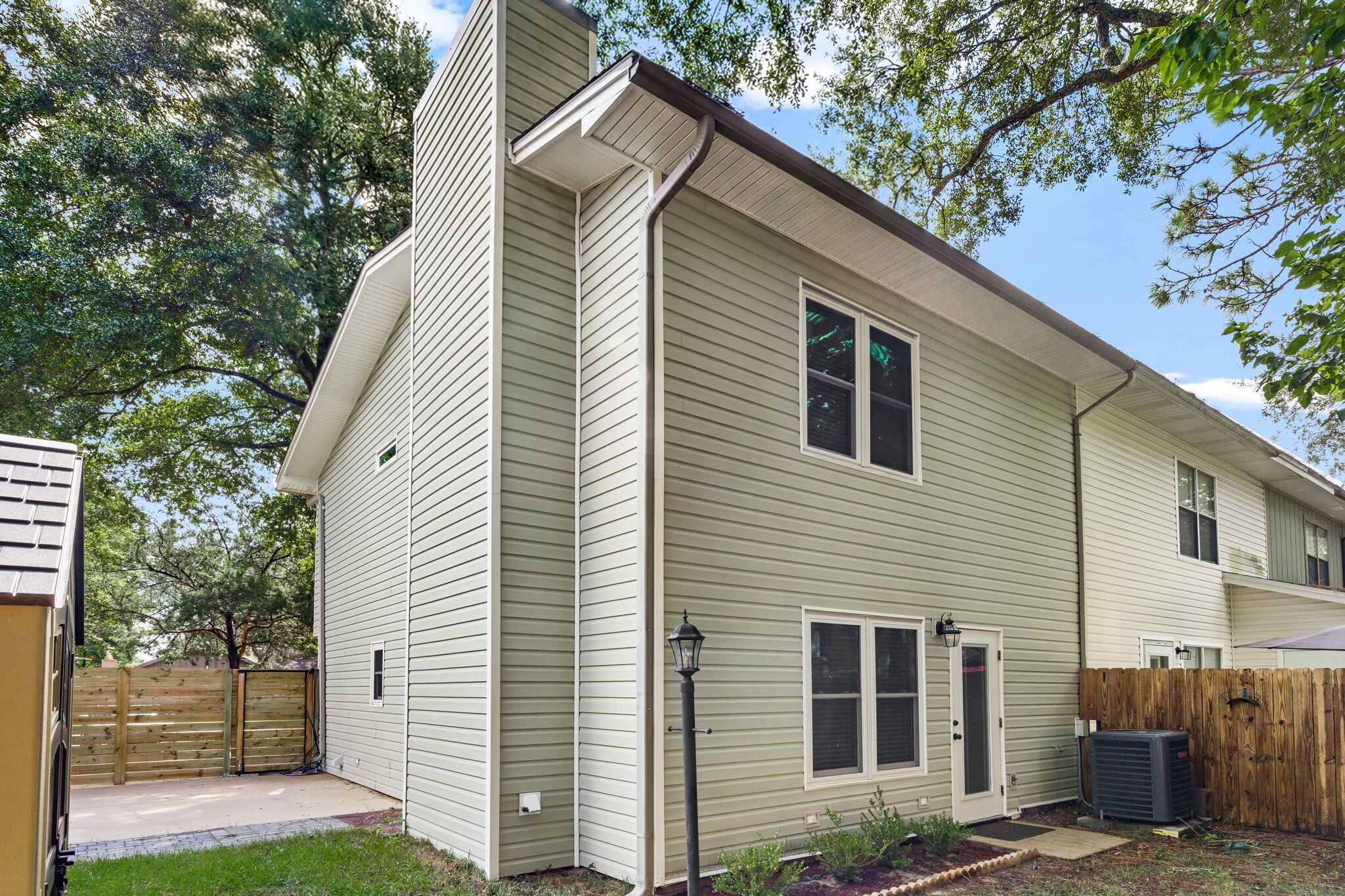 SHANGRA WOODS - Residential