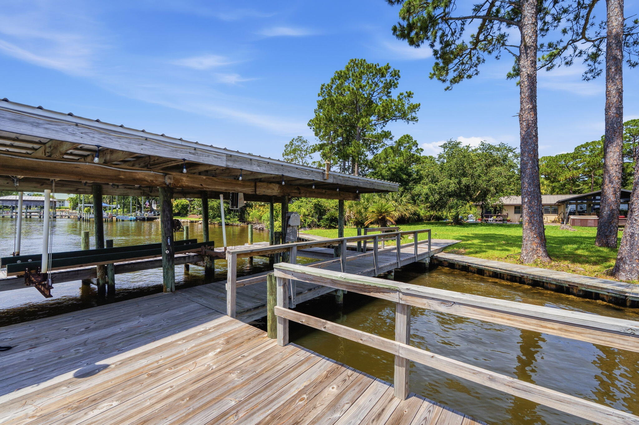 HEWETT POINT UNREC - Residential