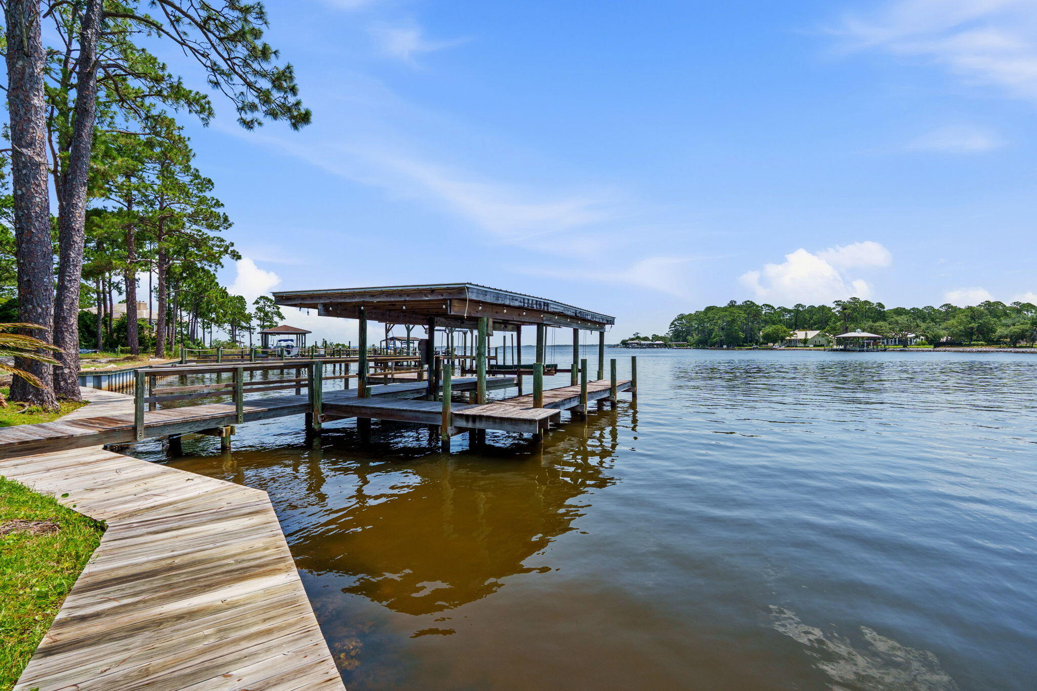 HEWETT POINT UNREC - Residential