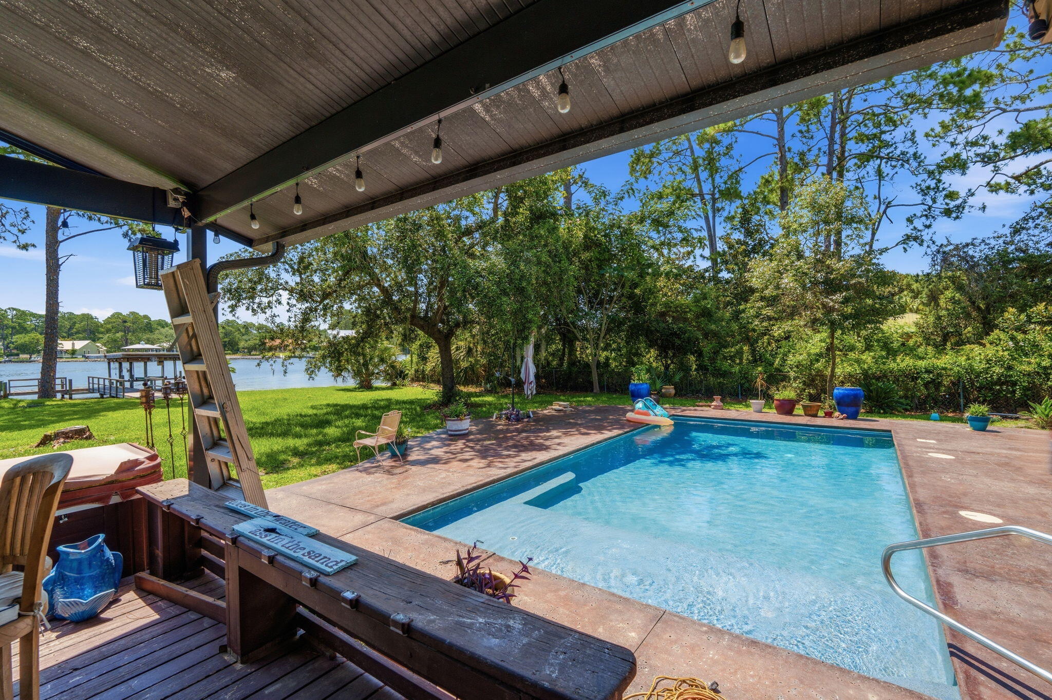 HEWETT POINT UNREC - Residential