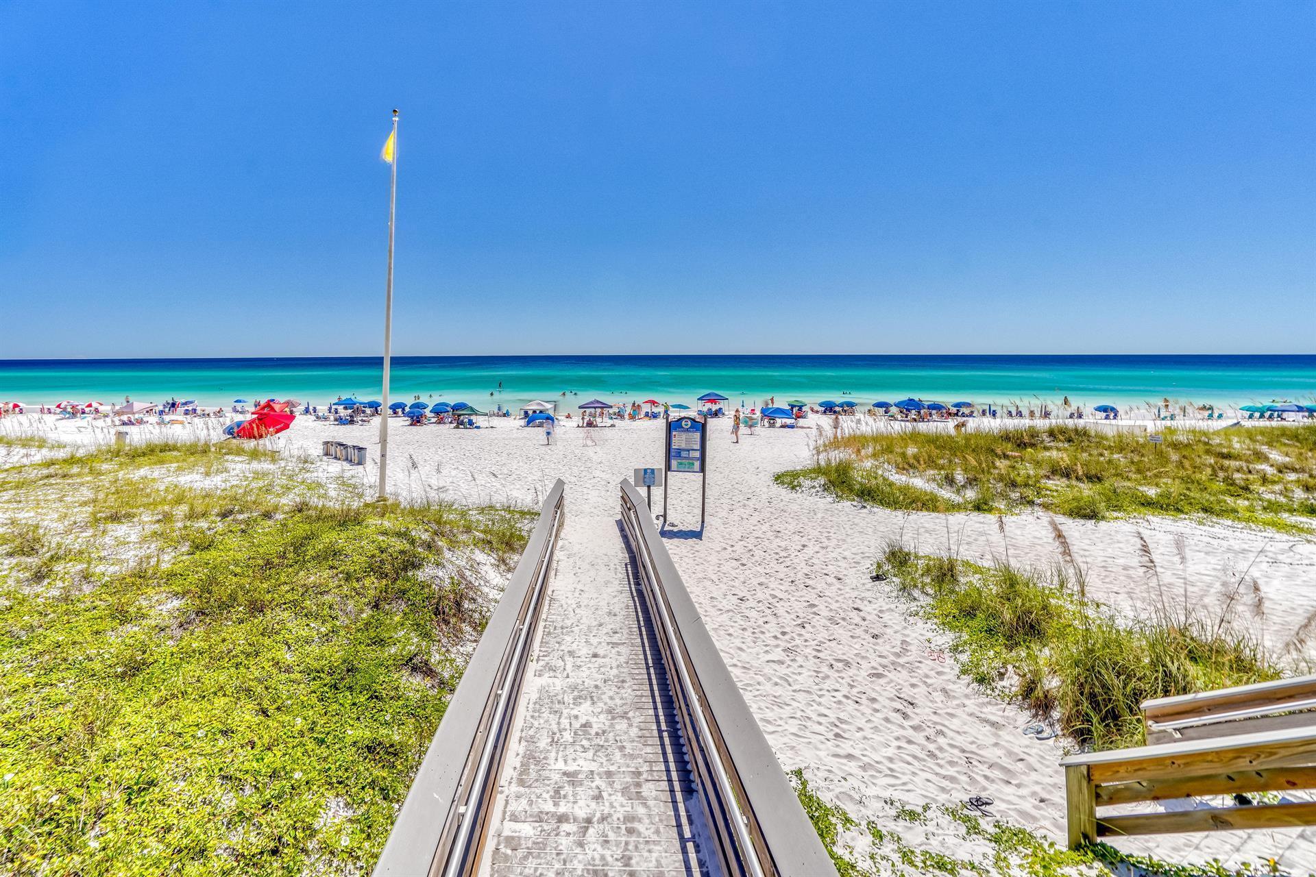 CRYSTAL BEACH COTTAGES - Residential