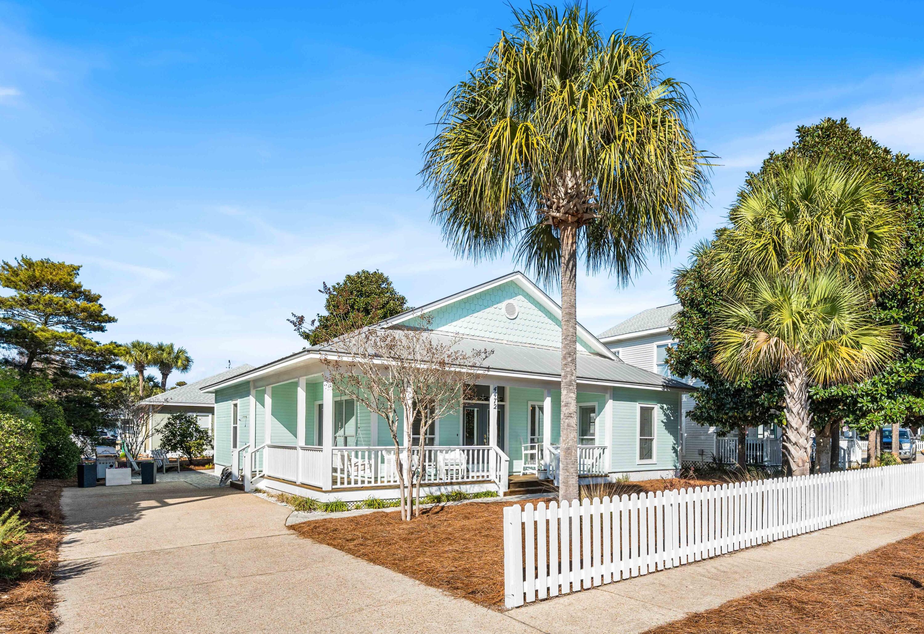 CRYSTAL BEACH COTTAGES - Residential