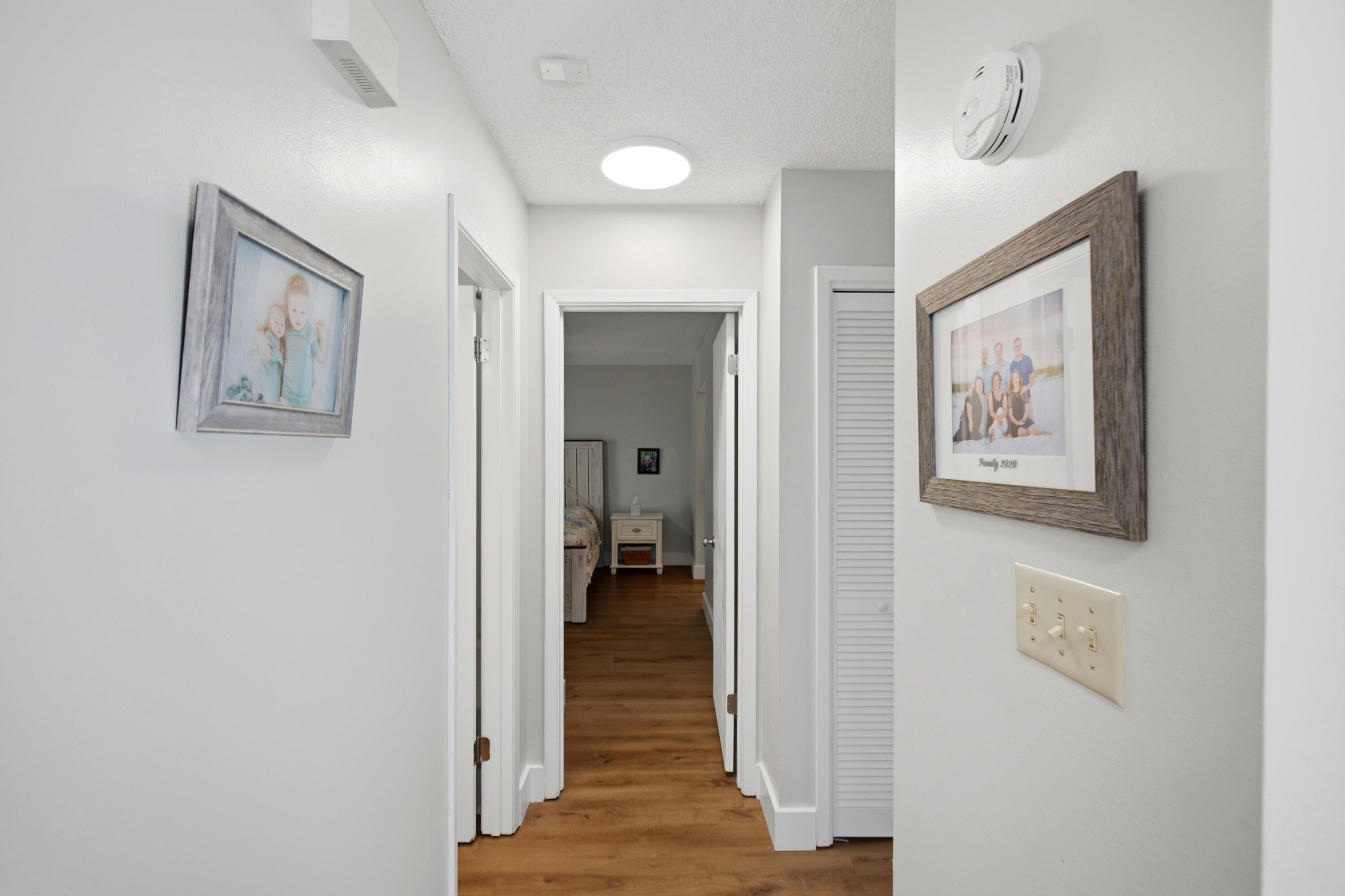 ROYAL OAK VILLAS BLUEWATER BAY - Residential