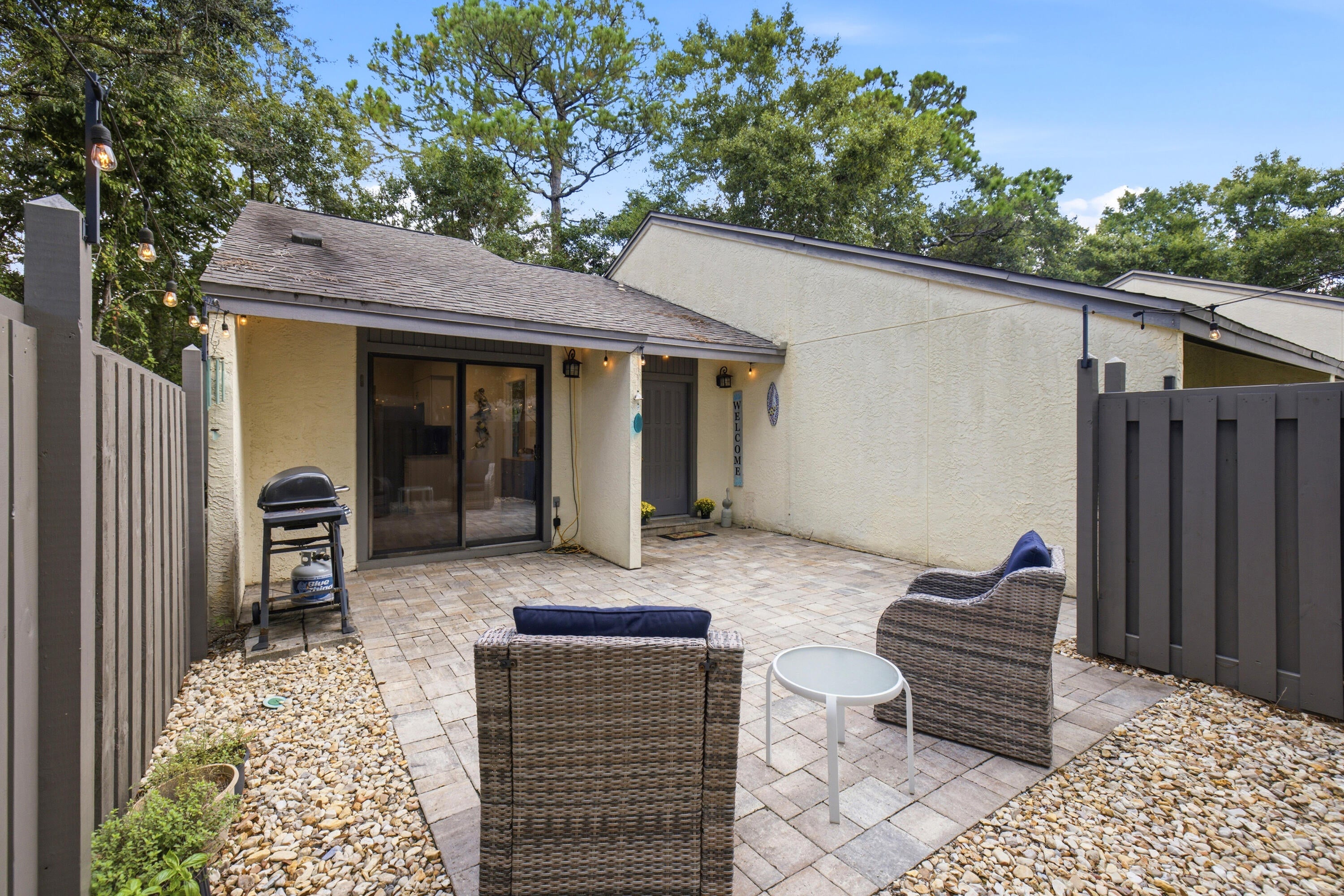 ROYAL OAK VILLAS BLUEWATER BAY - Residential