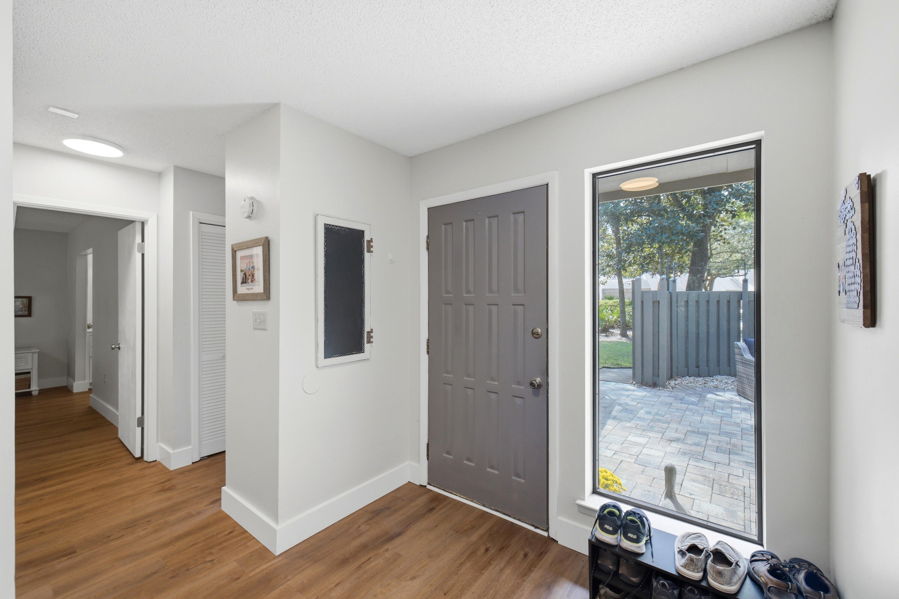 ROYAL OAK VILLAS BLUEWATER BAY - Residential