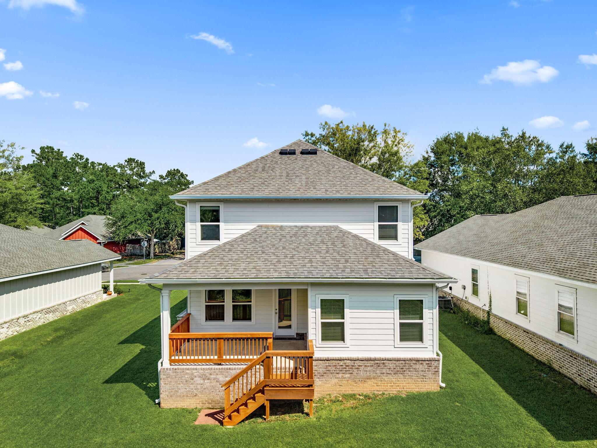 LAGRANGE LANDING - Residential