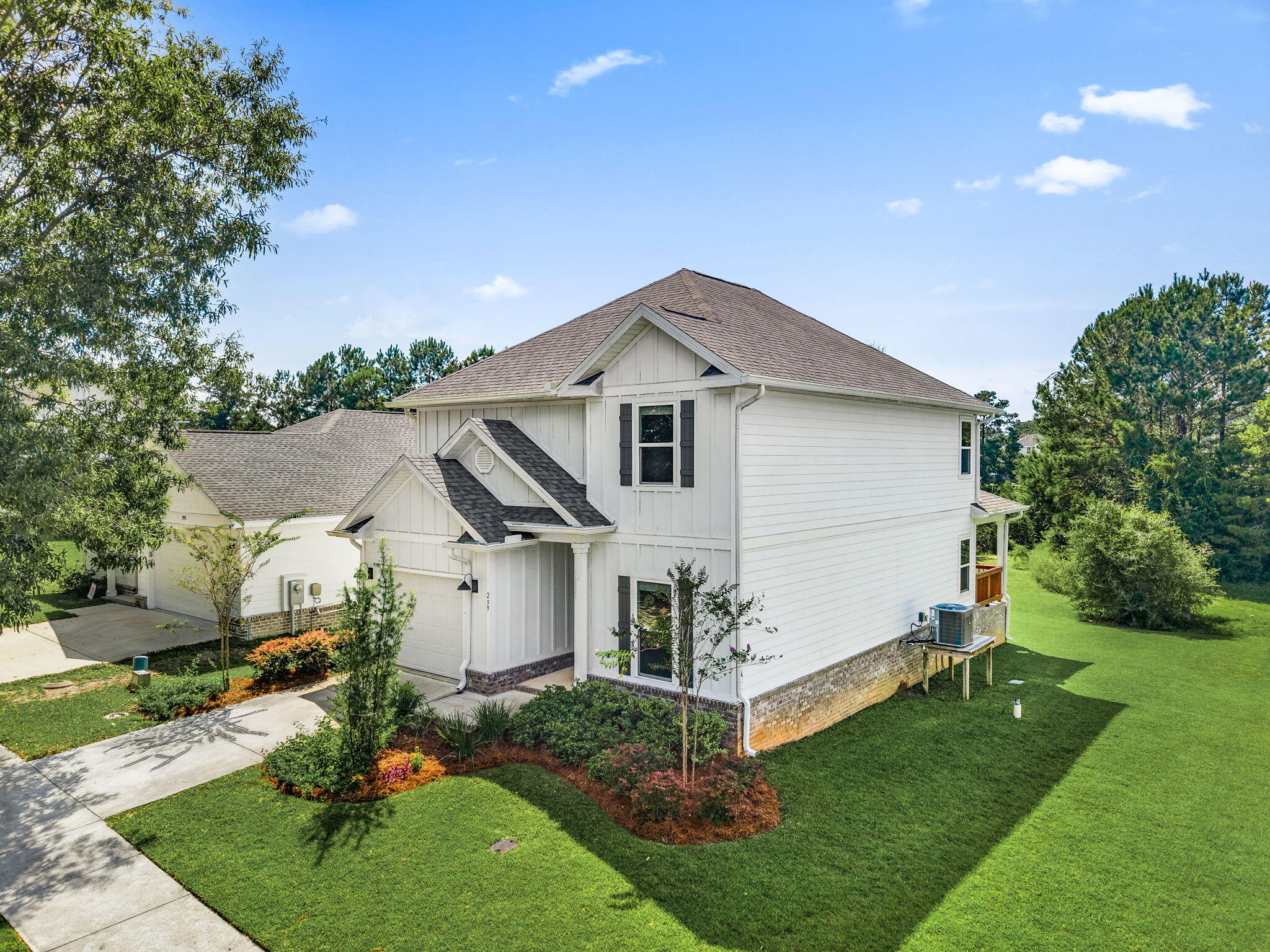 LAGRANGE LANDING - Residential