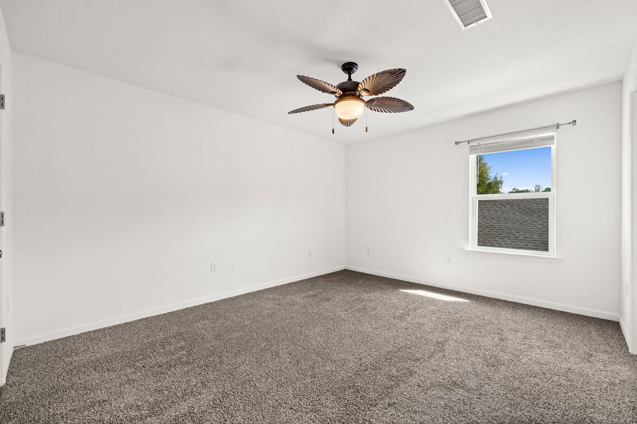 LAGRANGE LANDING - Residential