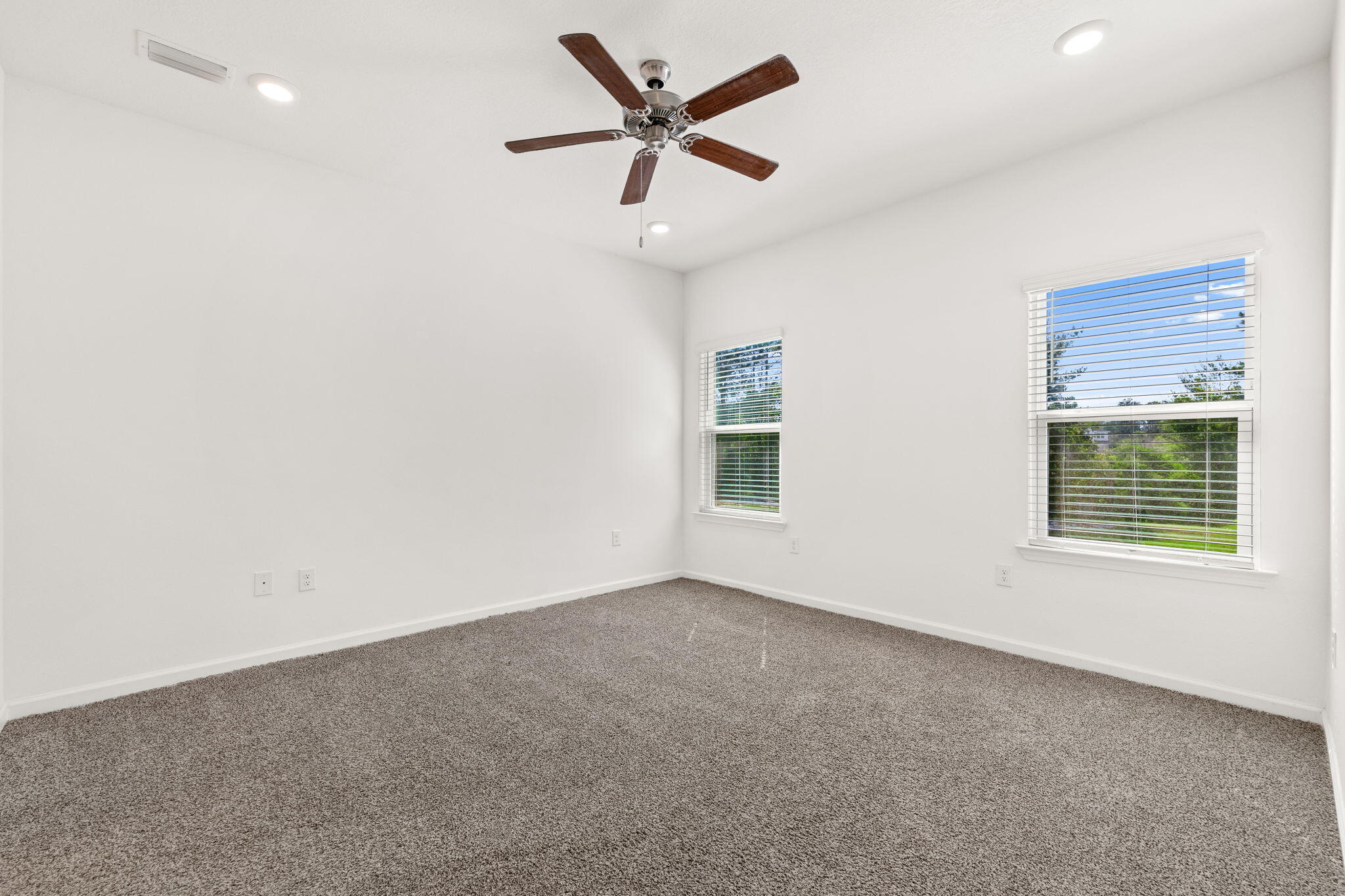 LAGRANGE LANDING - Residential