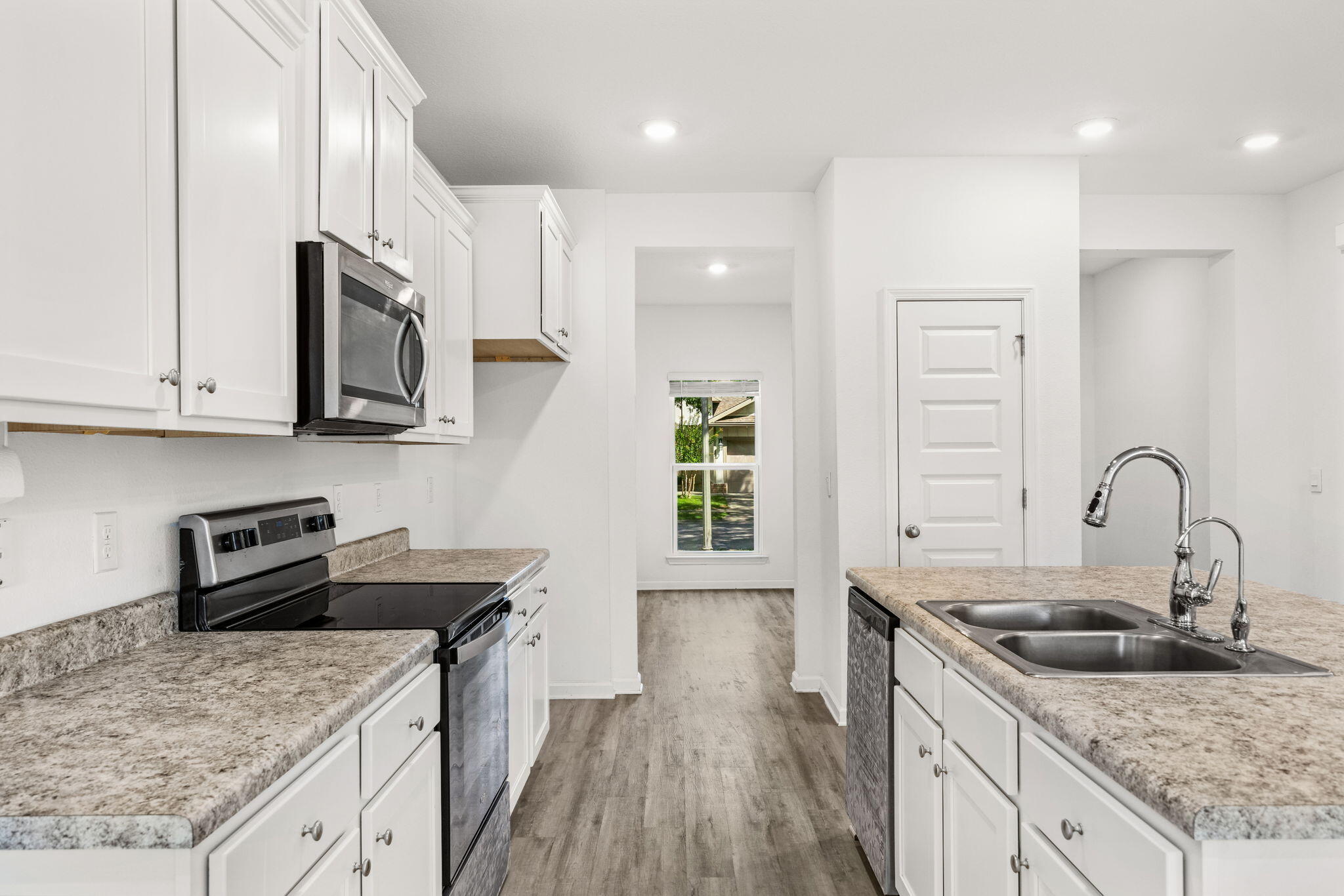 LAGRANGE LANDING - Residential