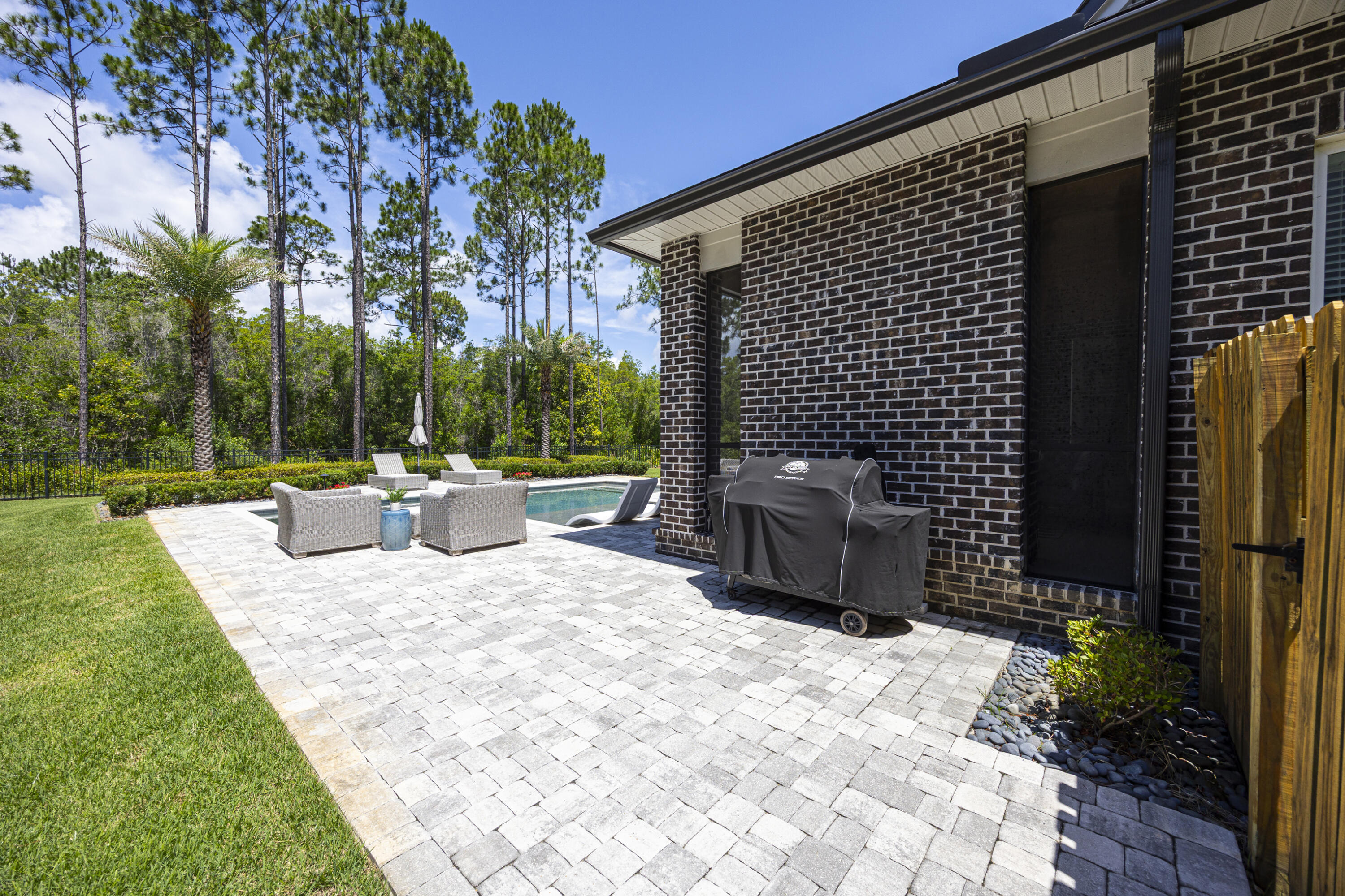 HAMMOCK BAY - Residential