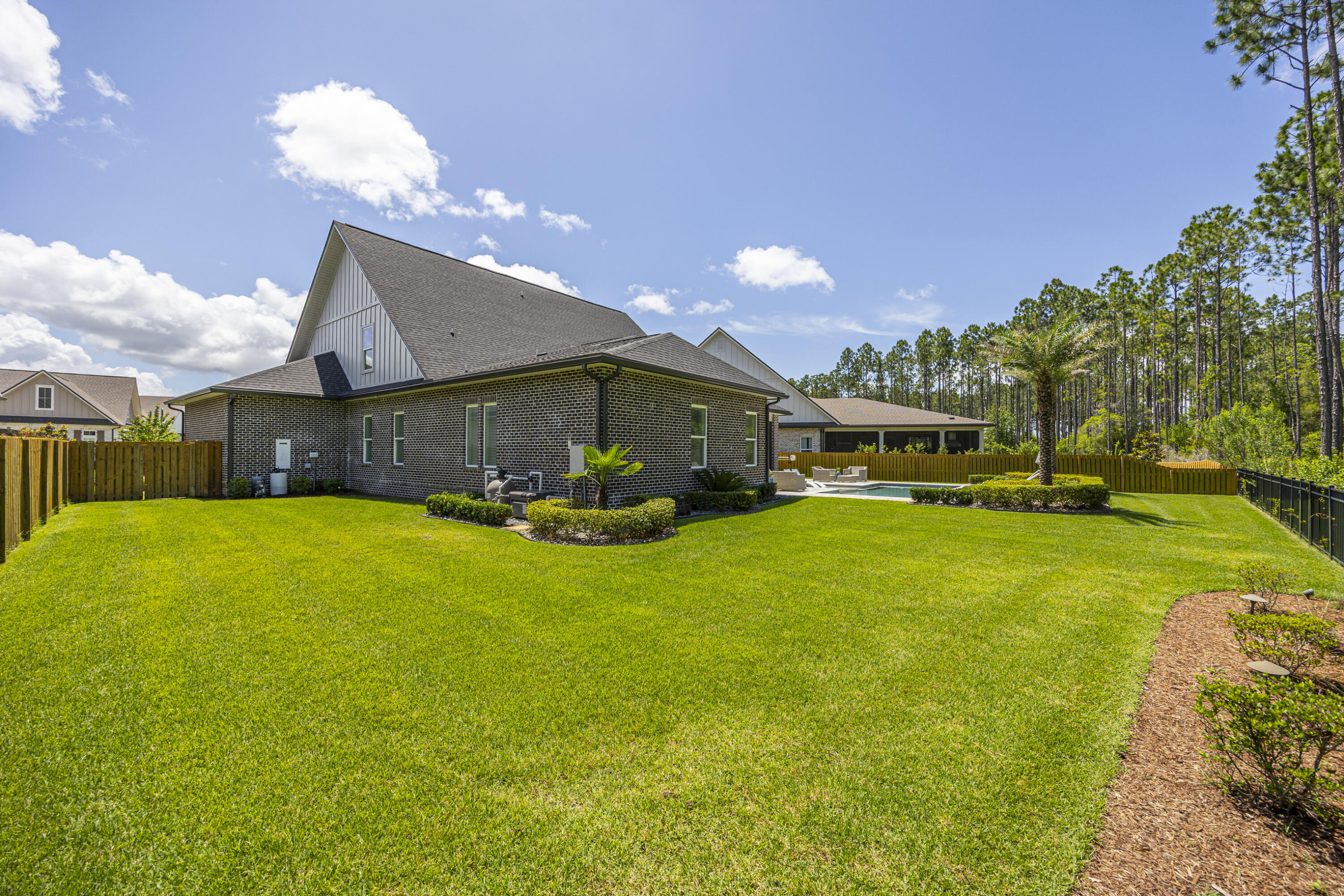 HAMMOCK BAY - Residential